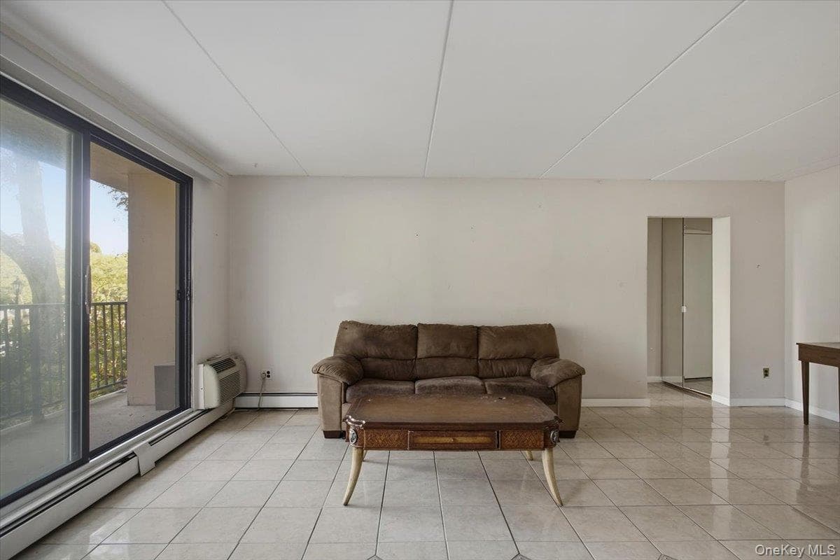 150 Overlook Avenue Unit: 1P thumbnail 5