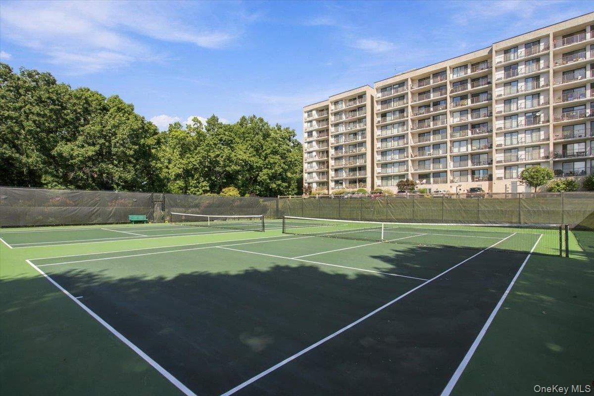 150 Overlook Avenue Unit: 1P thumbnail 16