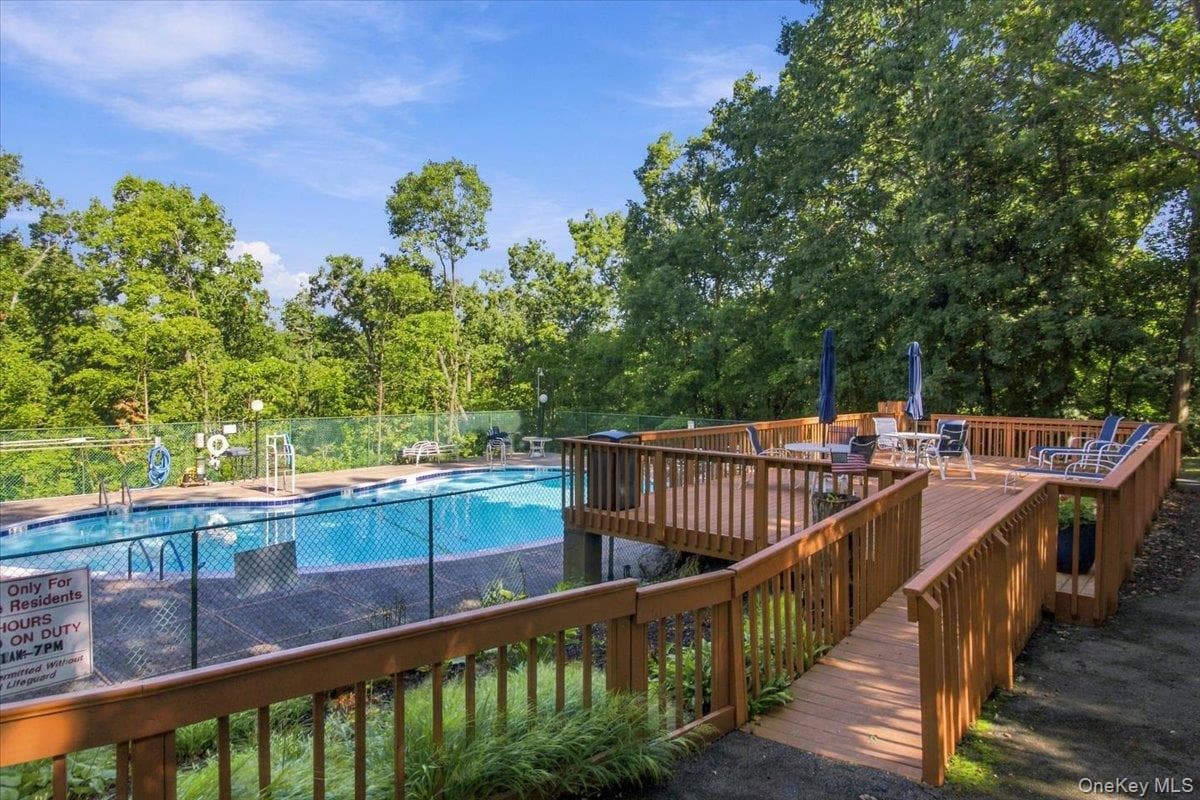 150 Overlook Avenue Unit: 1P thumbnail 18