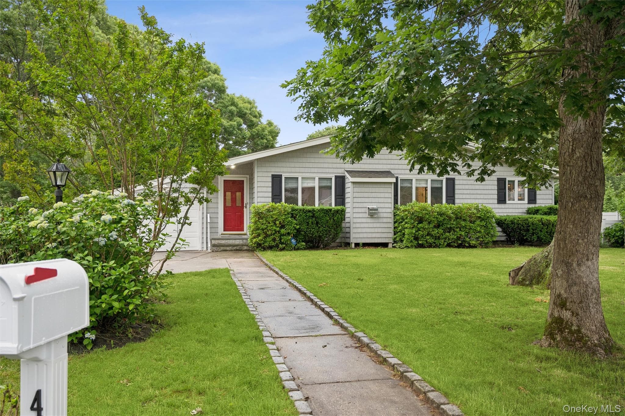 41 Homewood Drive, Hampton Bays