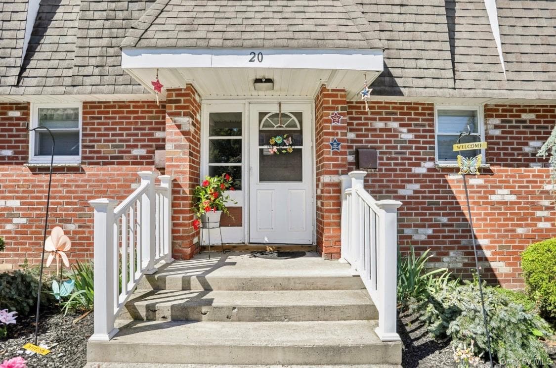 20 Crescent Drive Unit: 79, Thiells