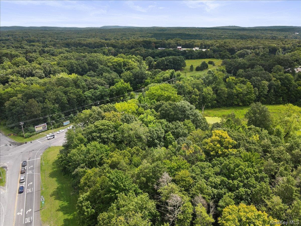 Beckrick Drive thumbnail 3