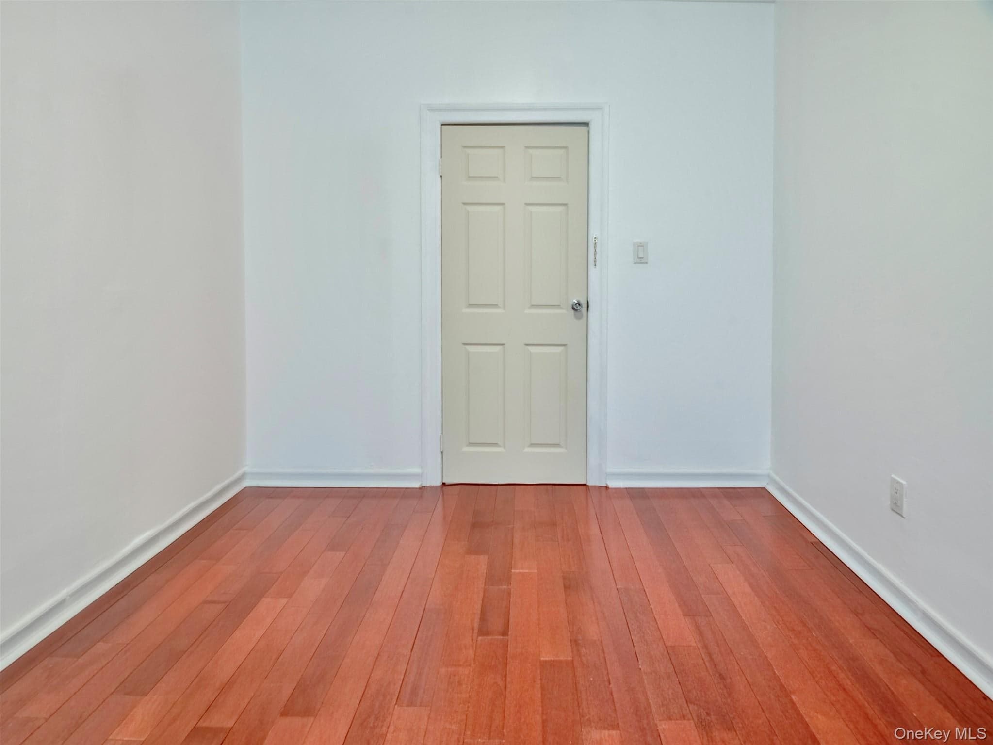 21-77 33rd Street Unit: 2A thumbnail 7