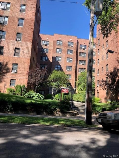 30 Ehrbar Avenue Unit: 306, Mount Vernon