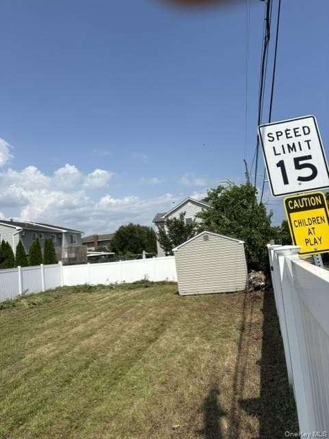 760 S Wellwood Avenue thumbnail 3