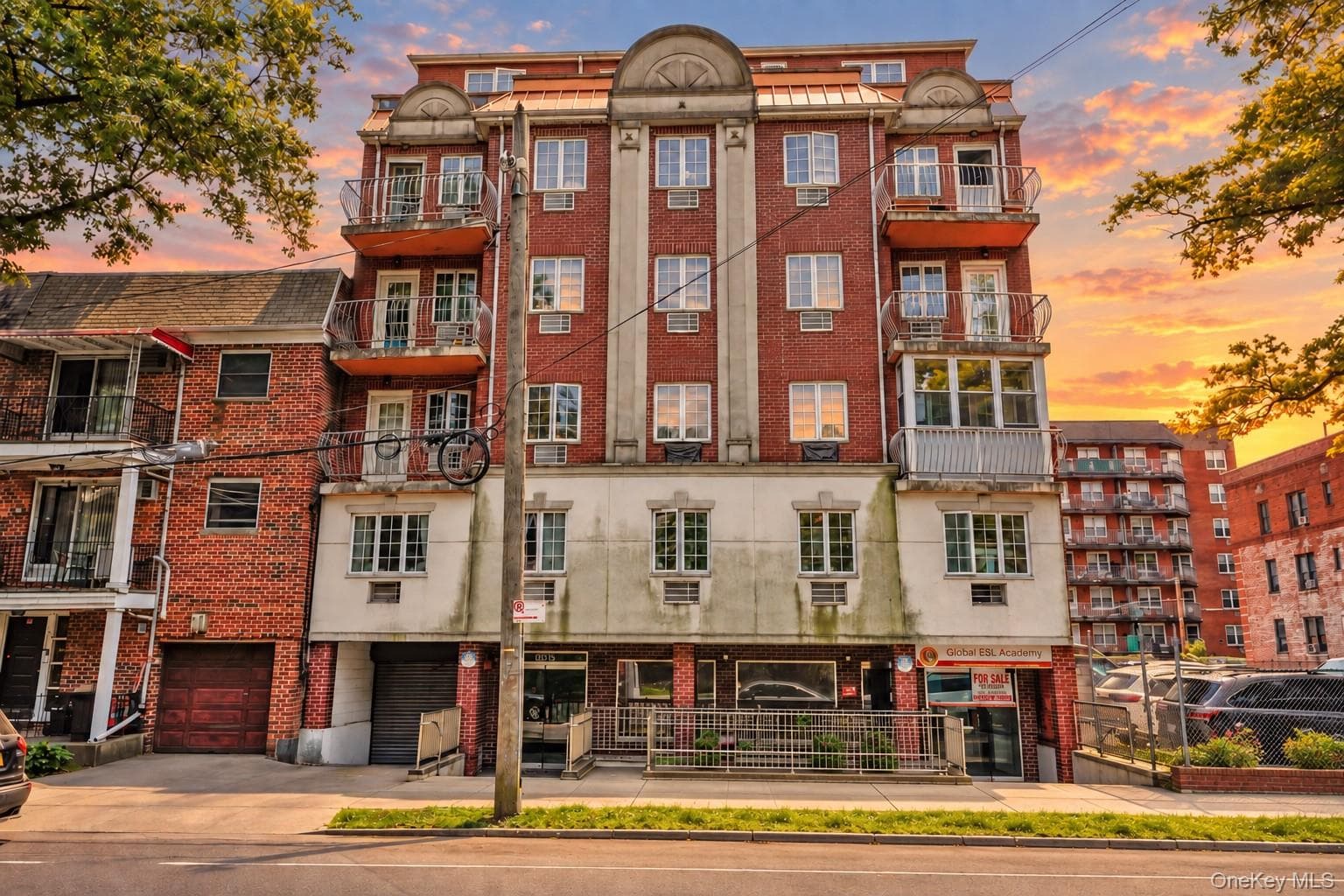 14336 37th Avenue Unit: 3D, Flushing