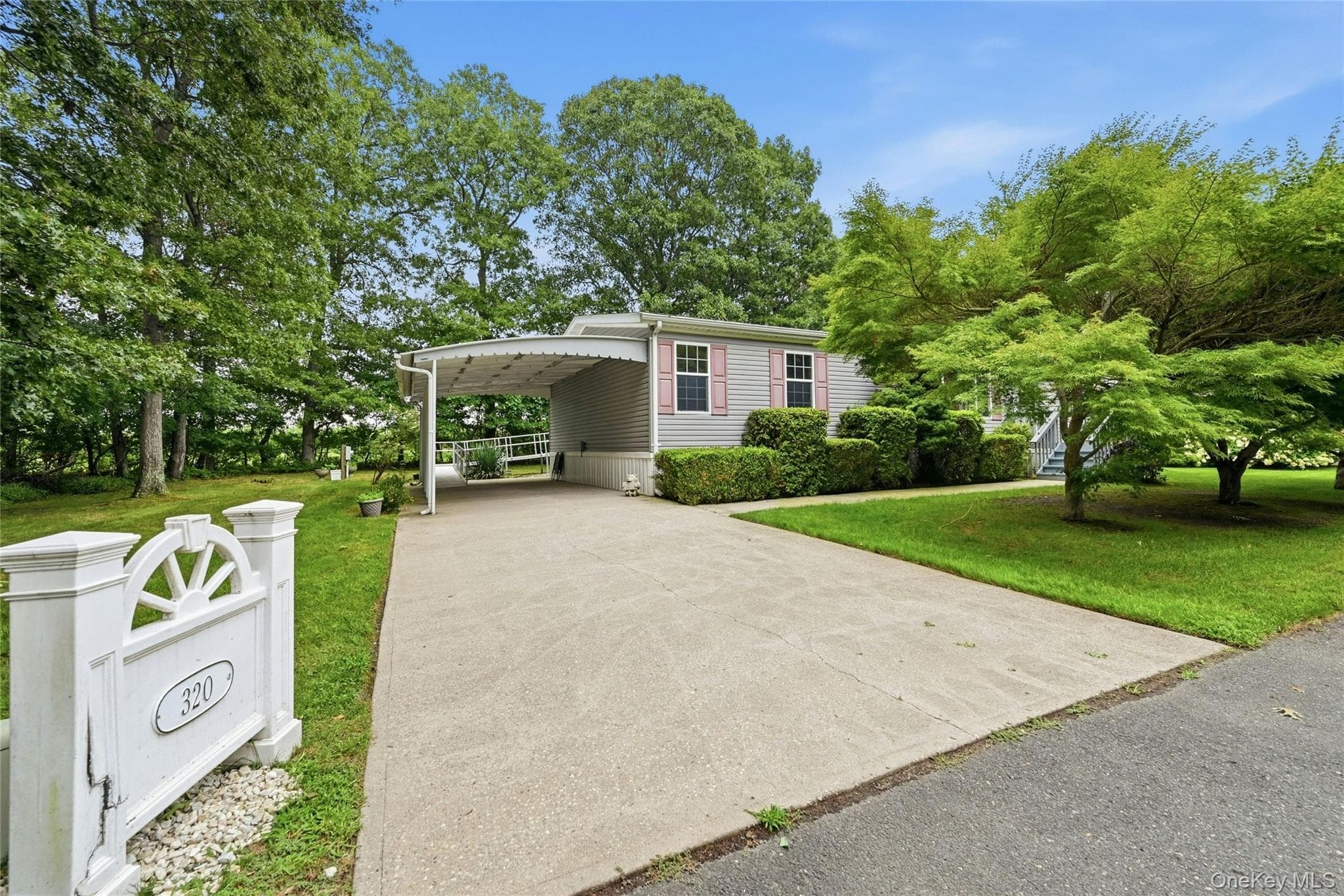 638 Fresh Pond Avenue Unit: 320 thumbnail 2