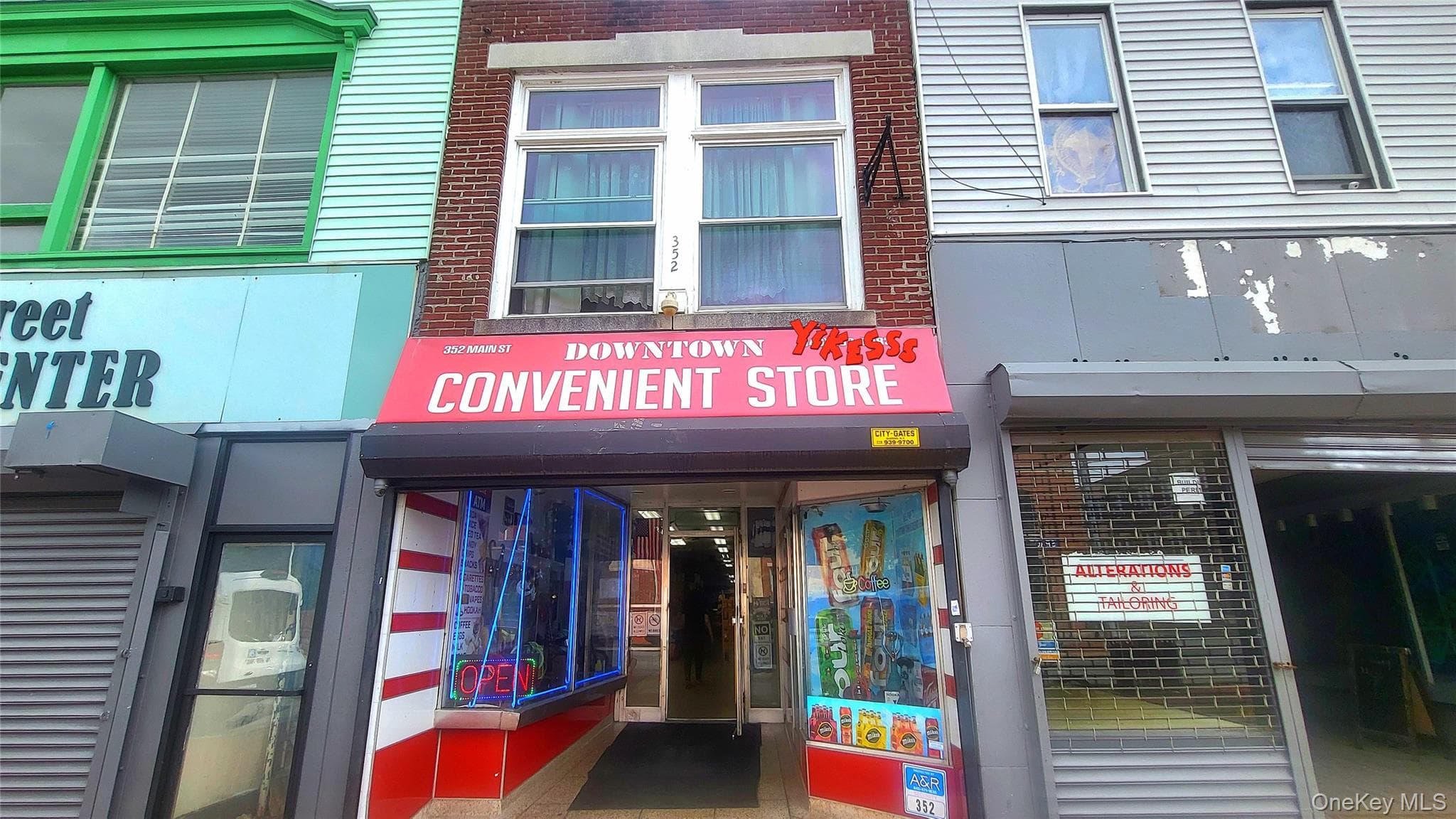 352 Main Street thumbnail 3