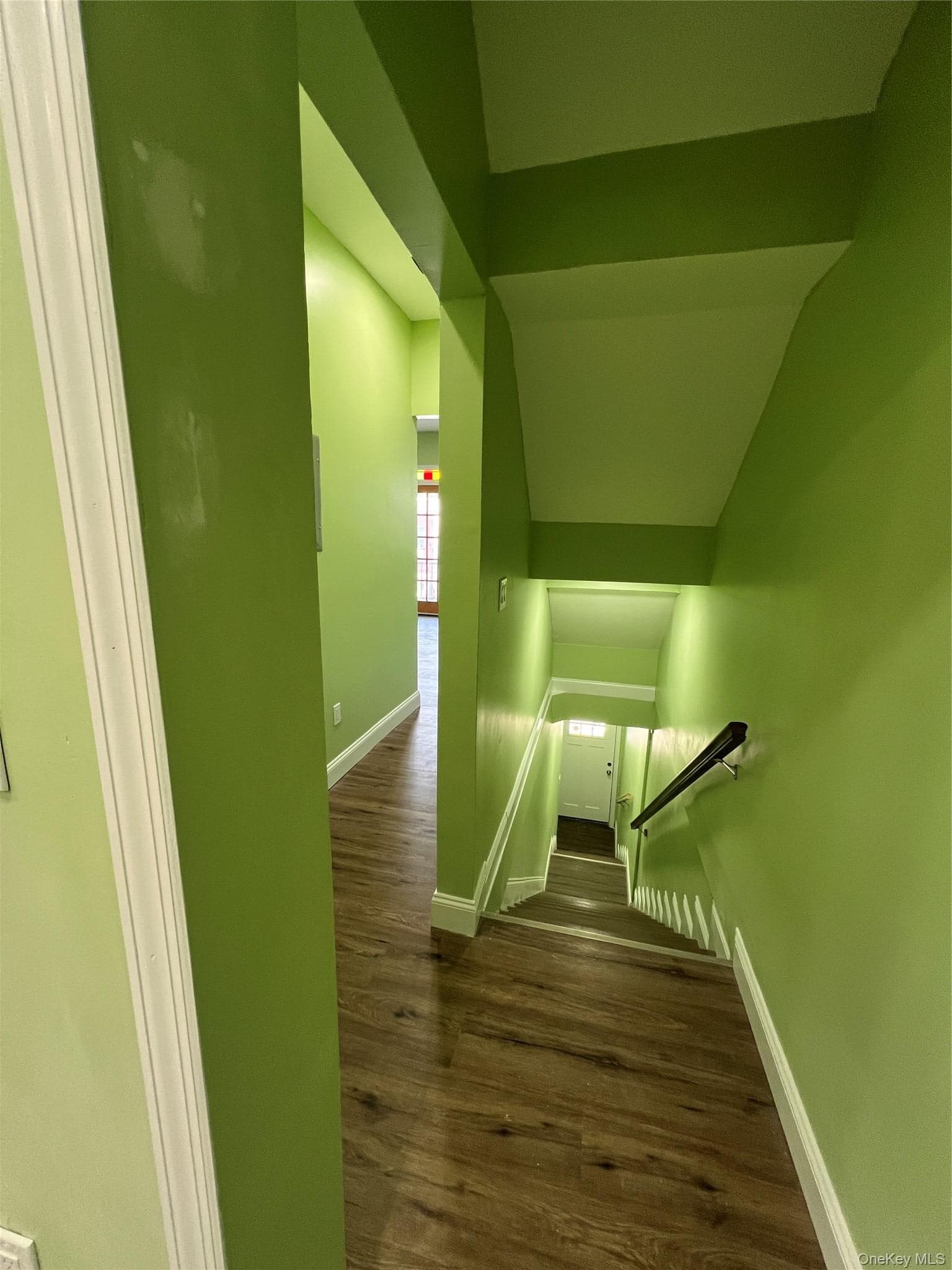 2854 Briggs Avenue thumbnail 11