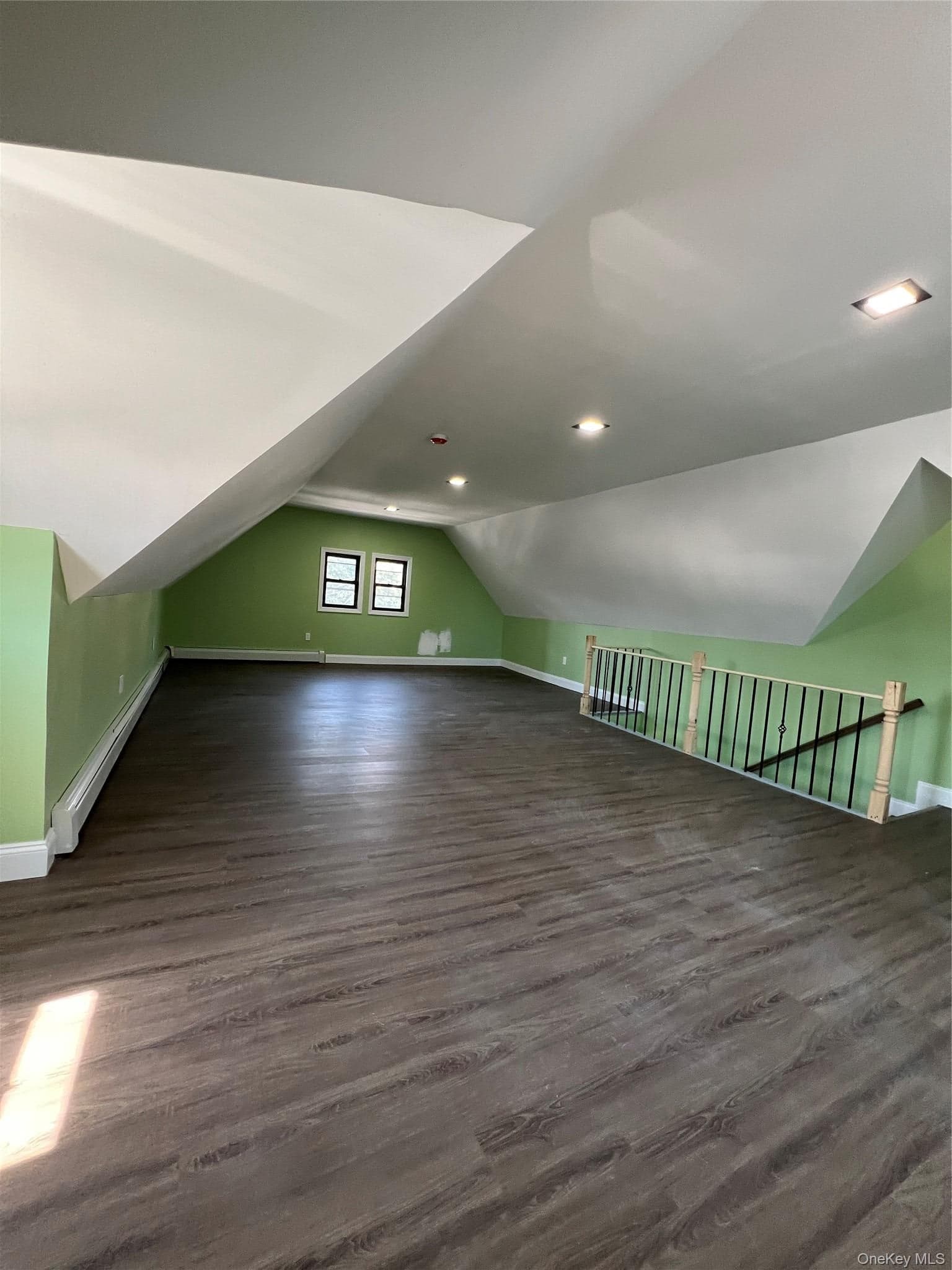 2854 Briggs Avenue thumbnail 16