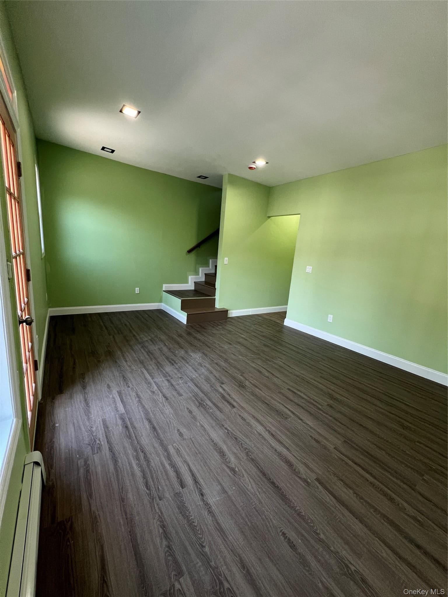 2854 Briggs Avenue thumbnail 12