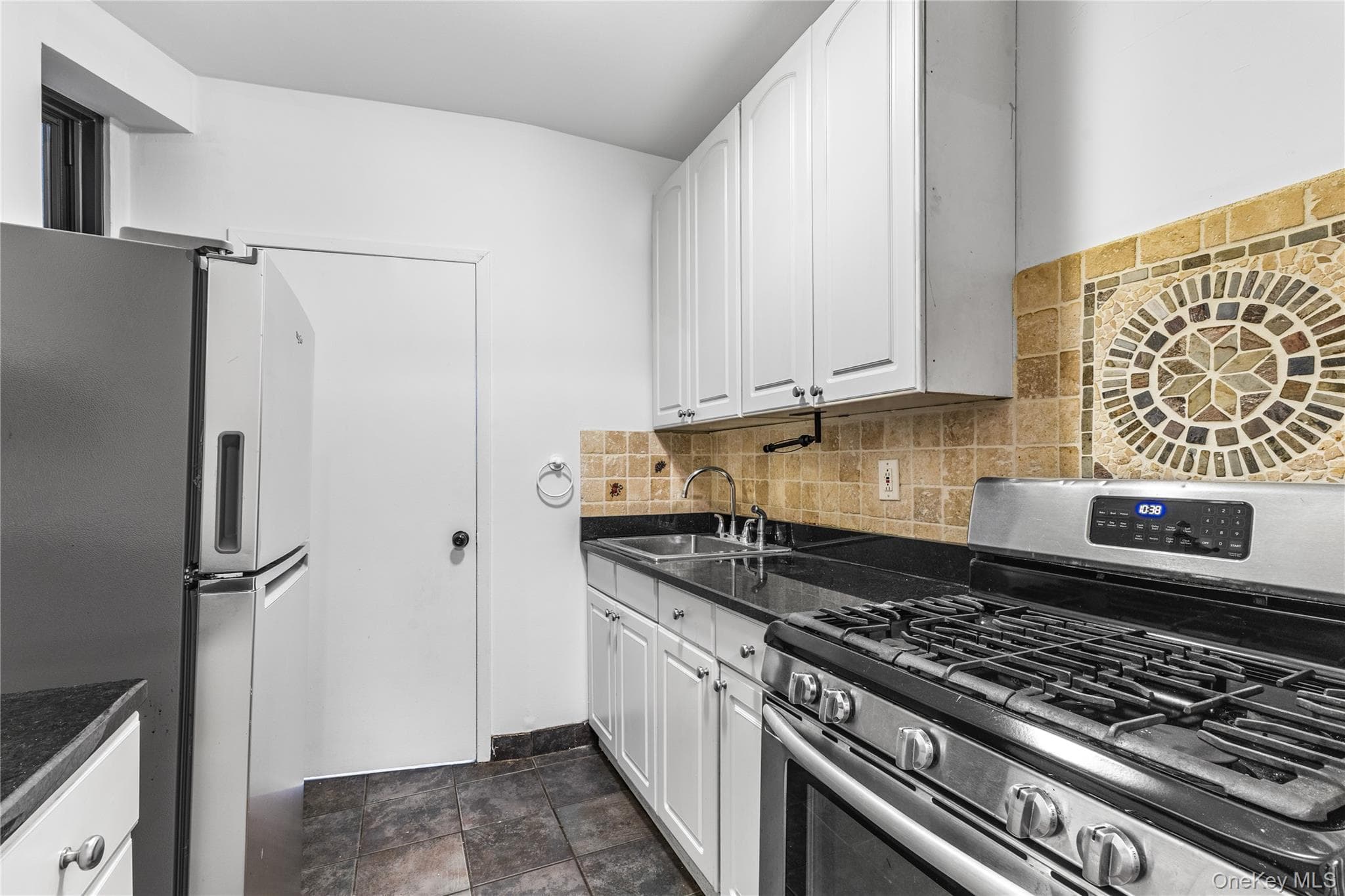 155 W 106th Street Unit: 1A thumbnail 5