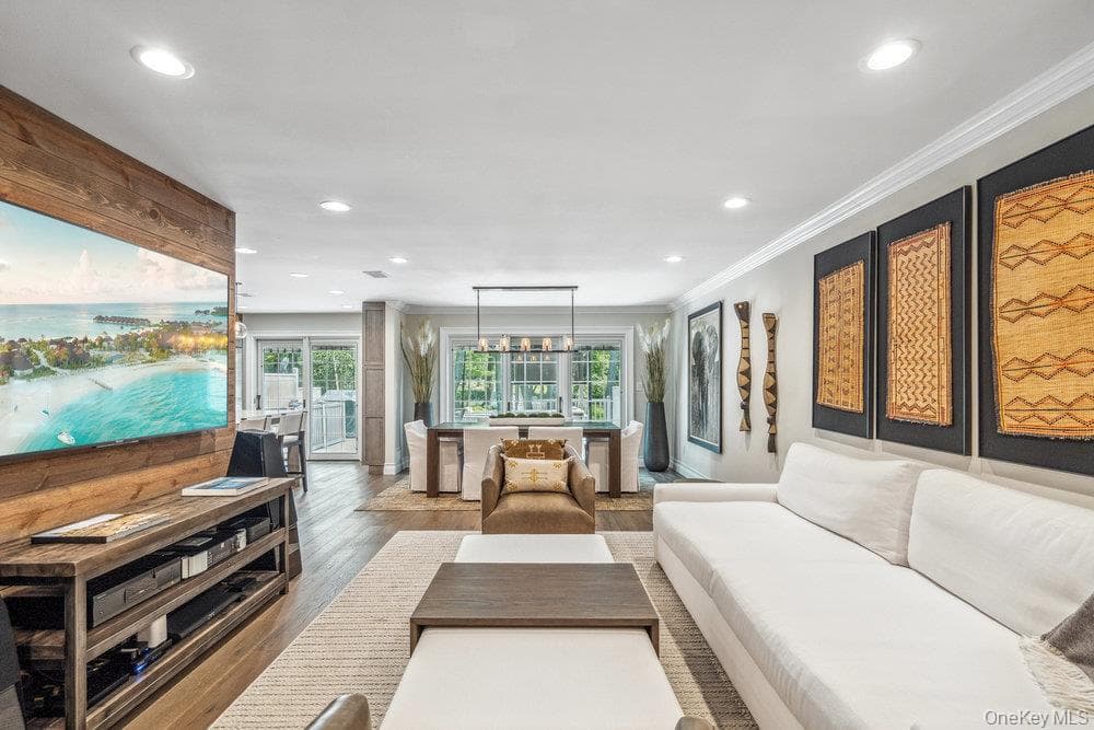 10 Pond View Court thumbnail 8