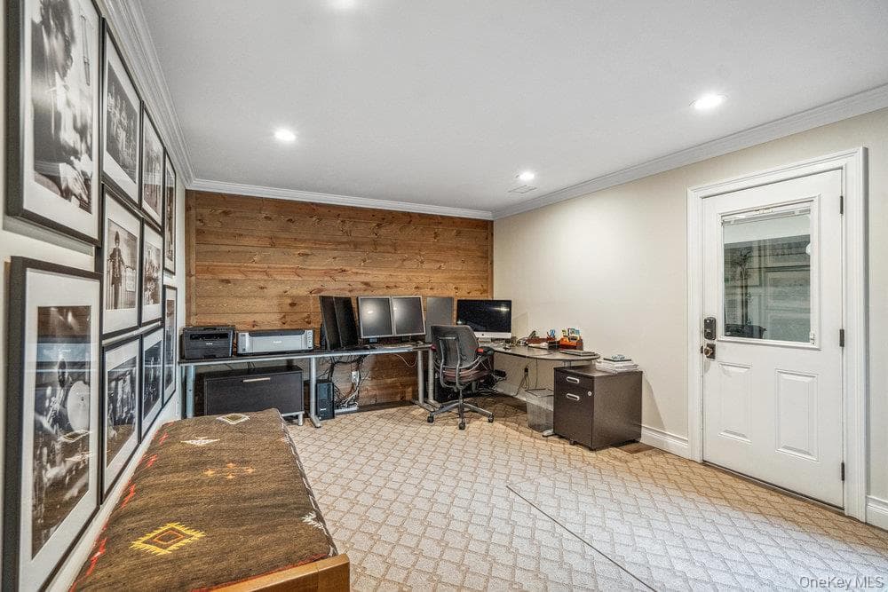 10 Pond View Court thumbnail 17