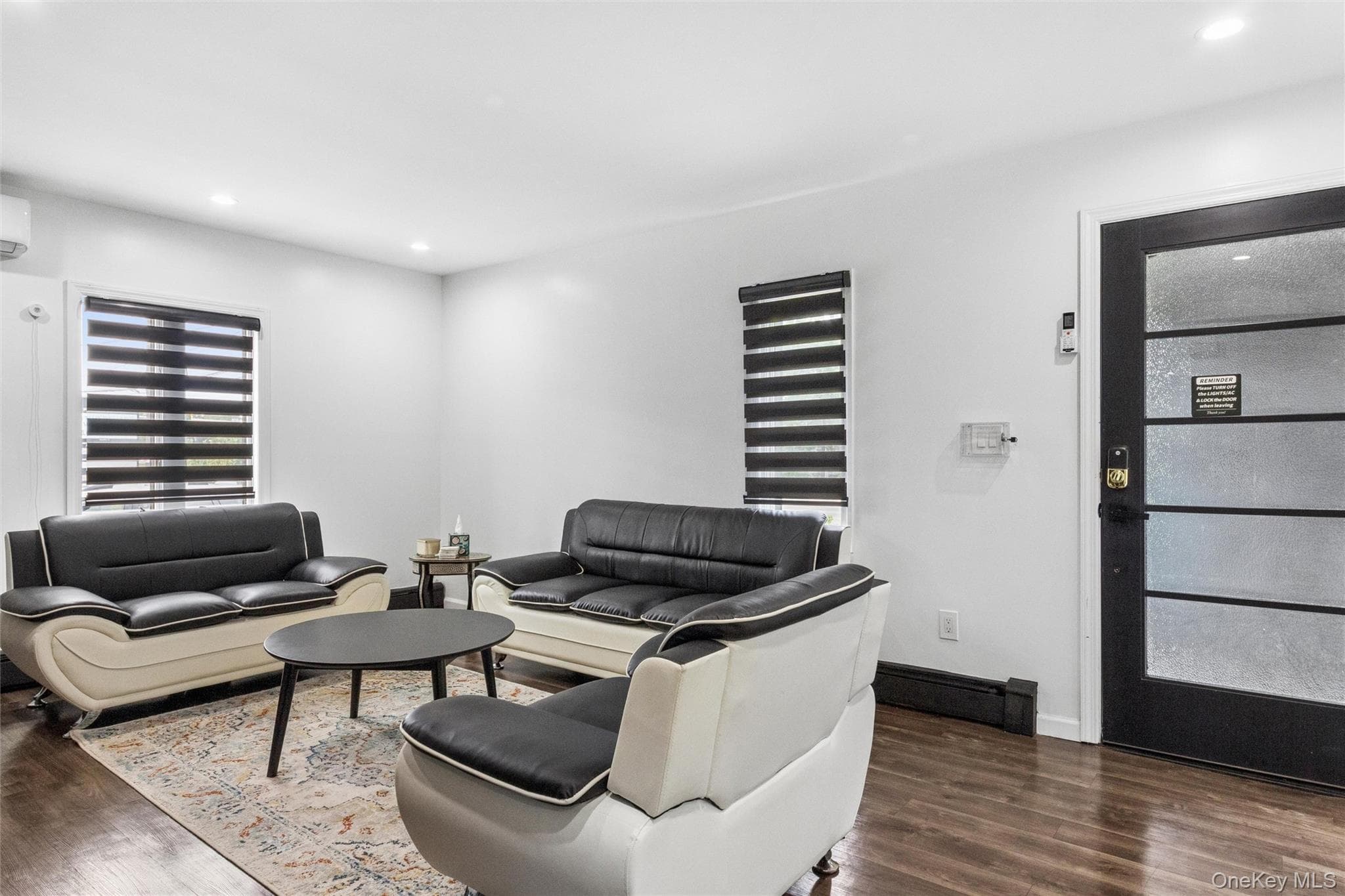 301 Merrick Avenue thumbnail 9