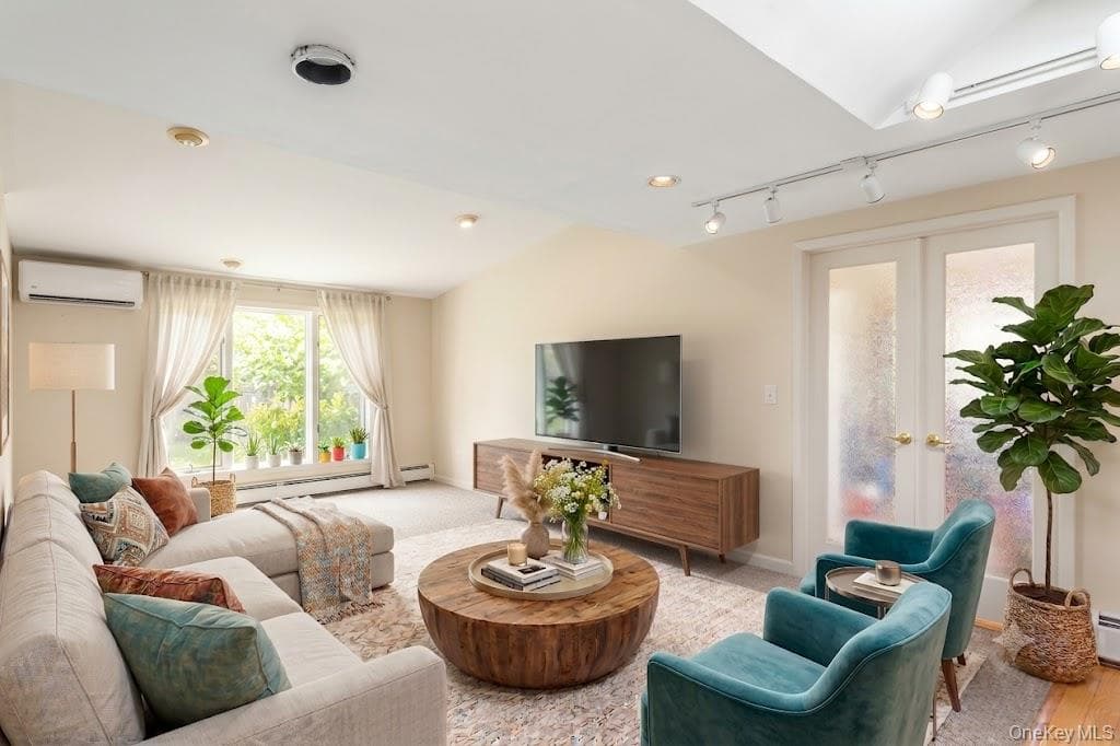 301 Merrick Avenue thumbnail 16