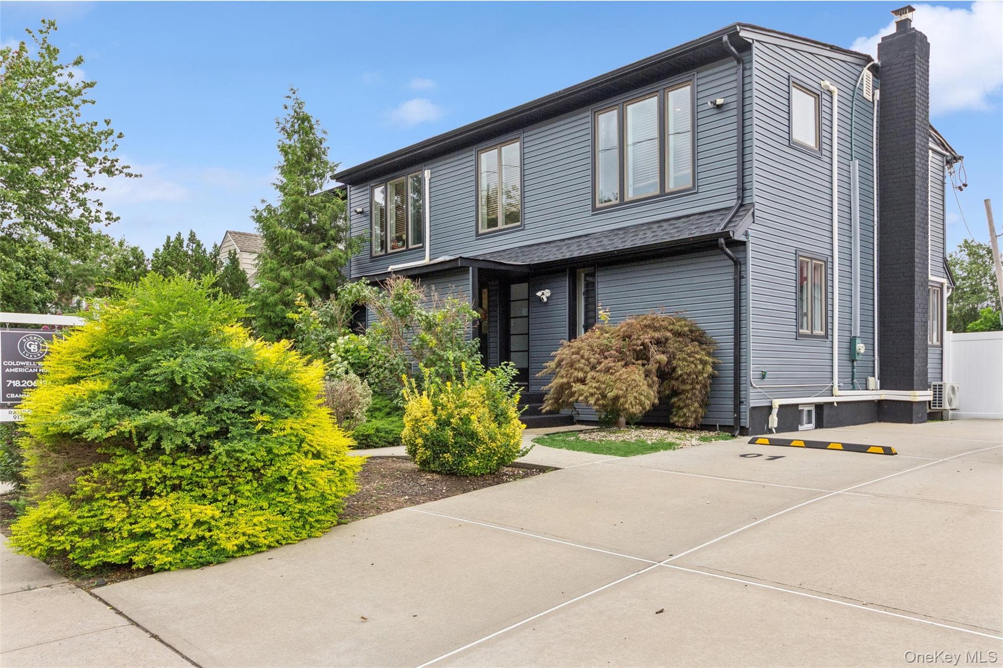 301 Merrick Avenue thumbnail 24