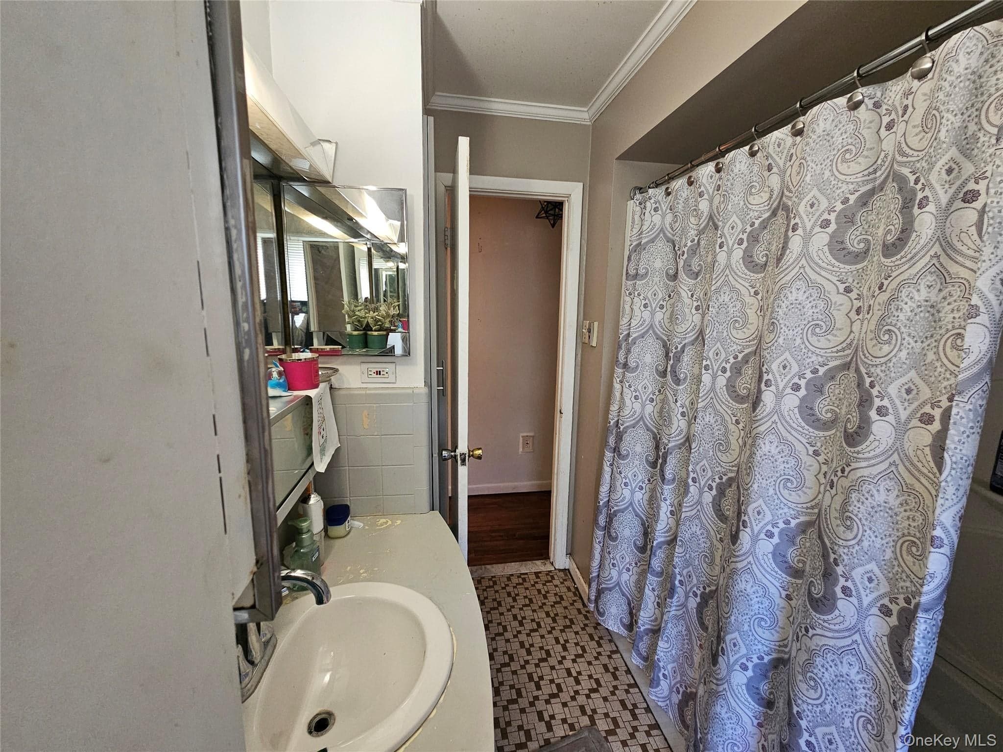 10 Hanover Drive thumbnail 8