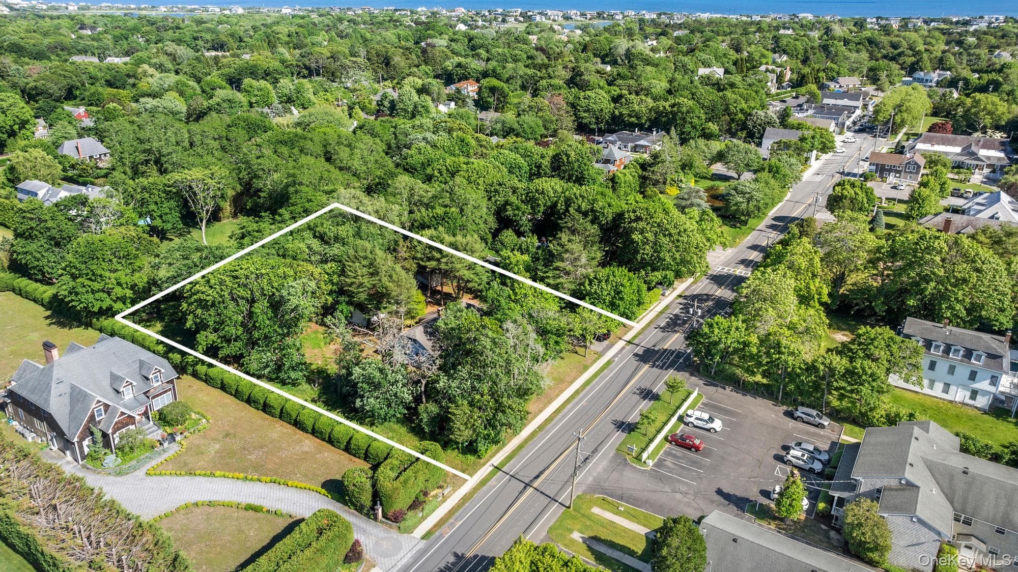 108 Jessup Avenue thumbnail 2