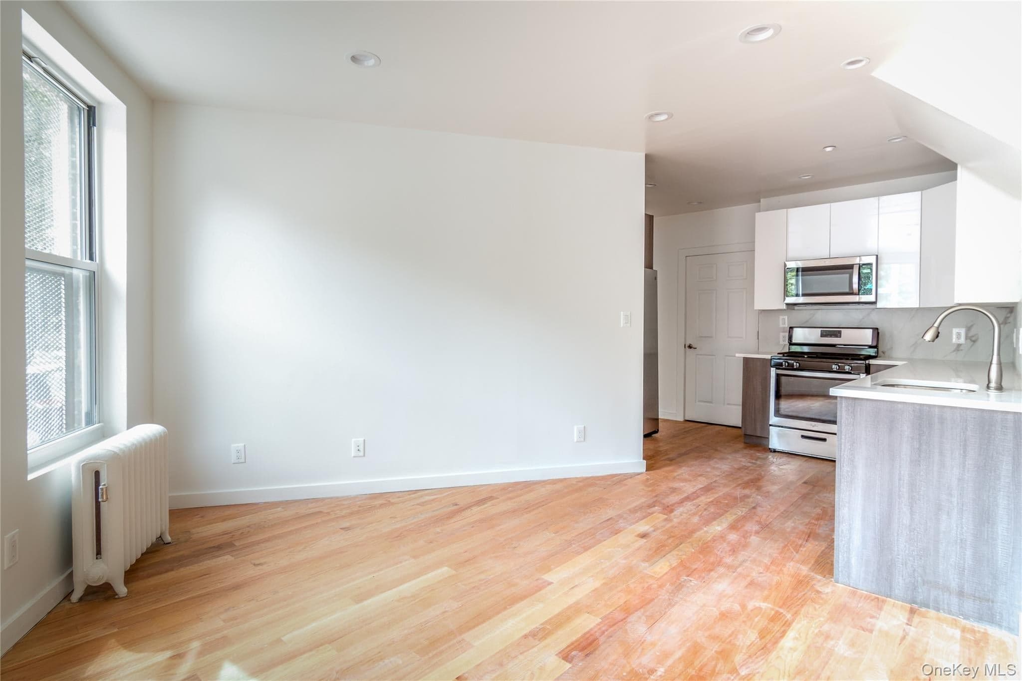 1501 Teller Avenue thumbnail 11