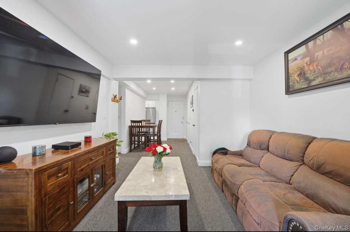 70 Locust Avenue Unit: 103B thumbnail 10
