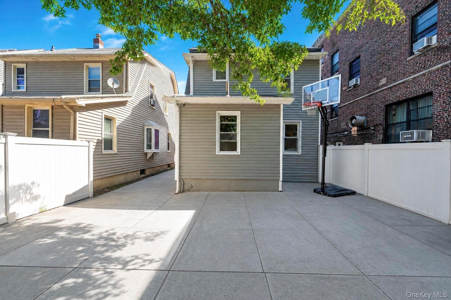 112-38 200th Street thumbnail 19