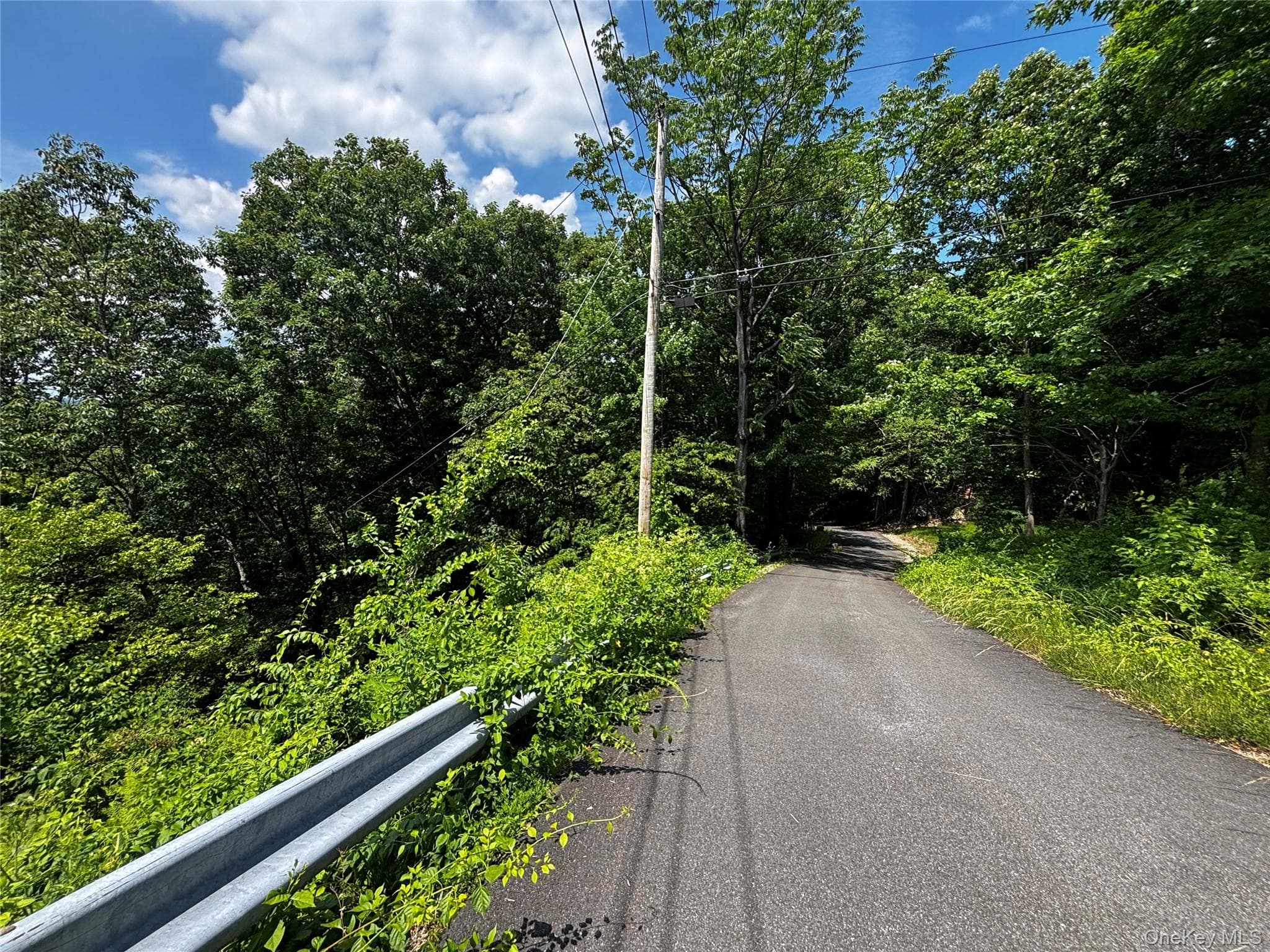 560 Oscawana Lake Road thumbnail 5