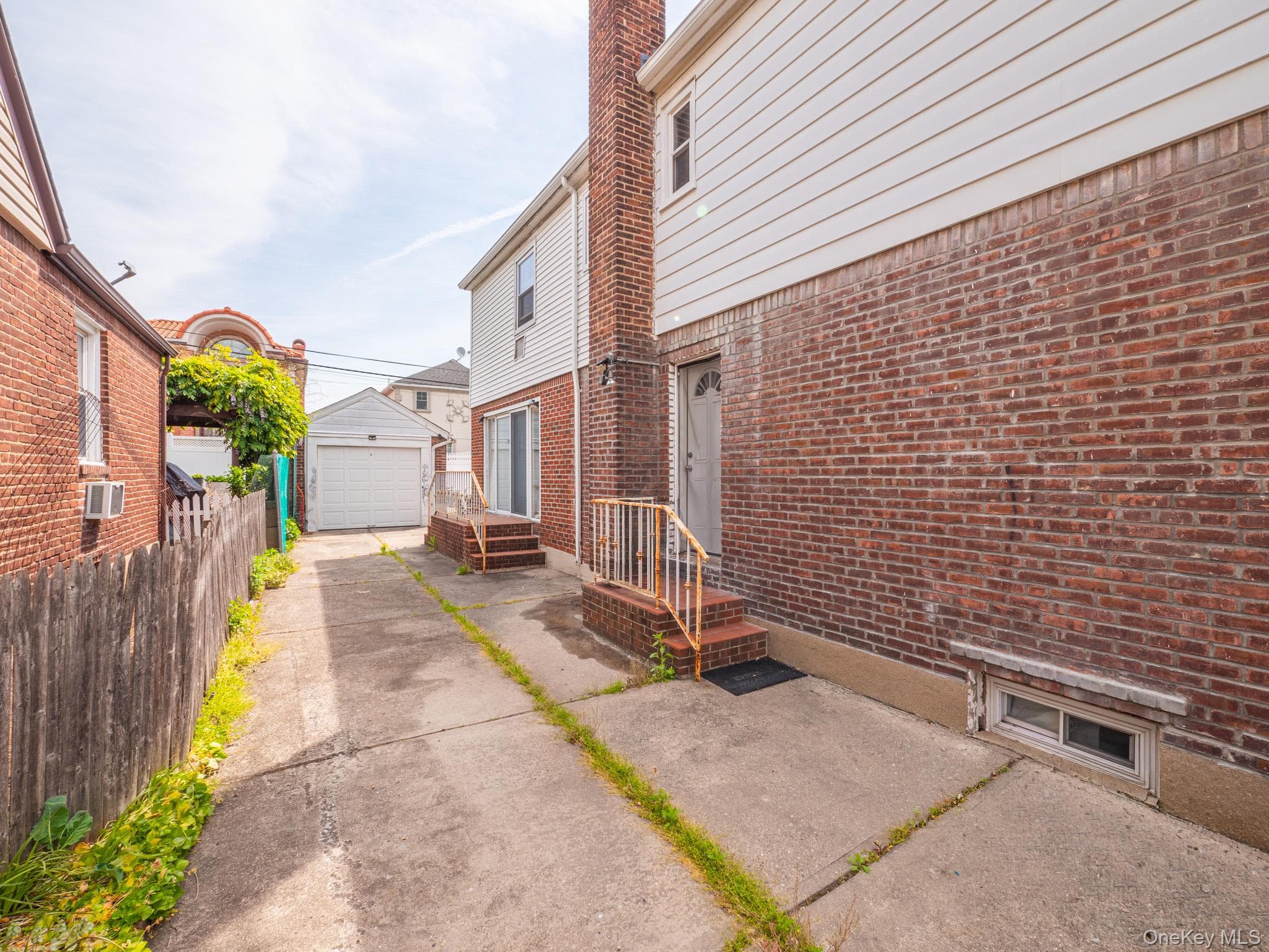 75-75 180th Street thumbnail 37