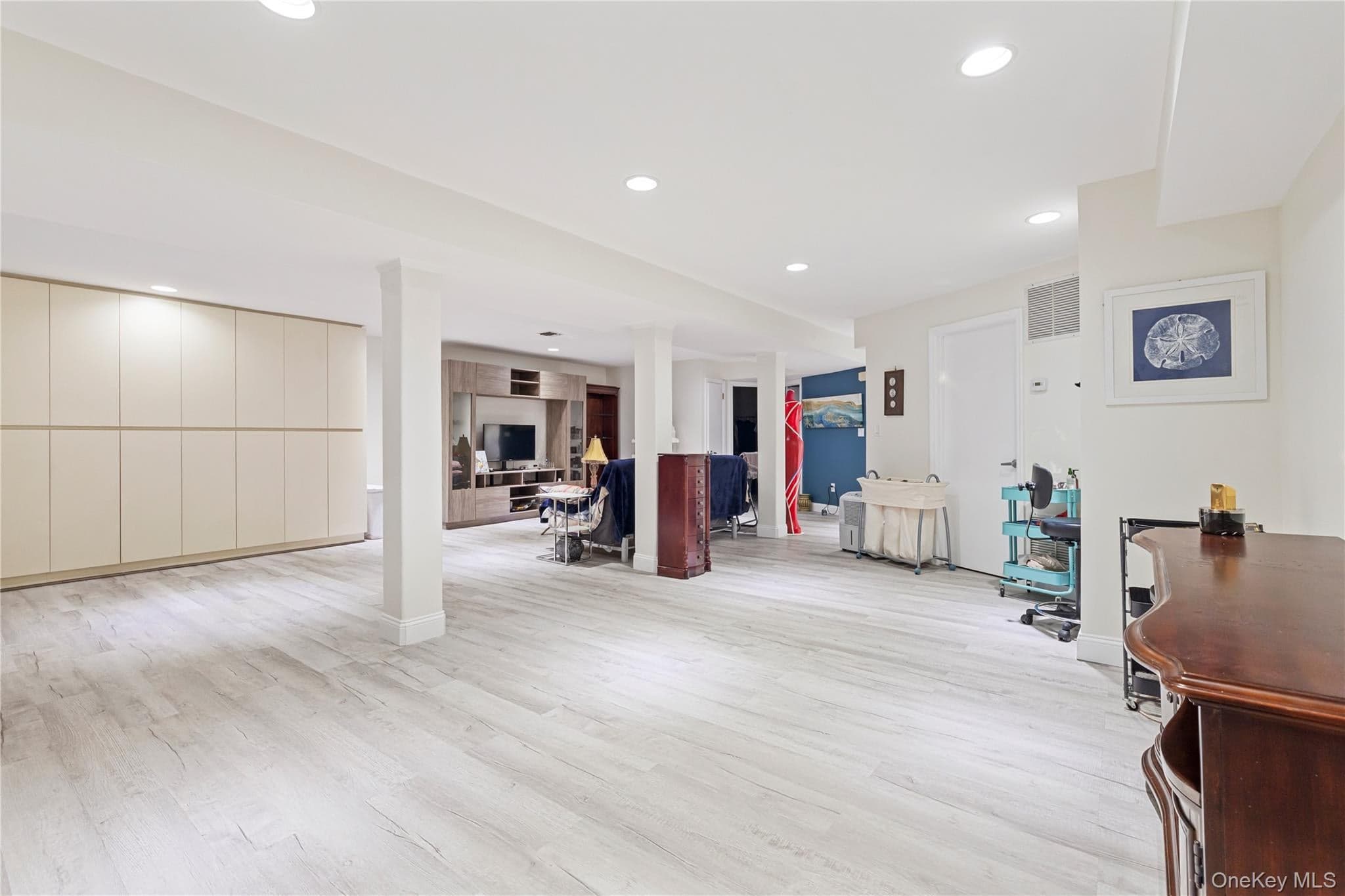 83 Foxwood Drive thumbnail 27