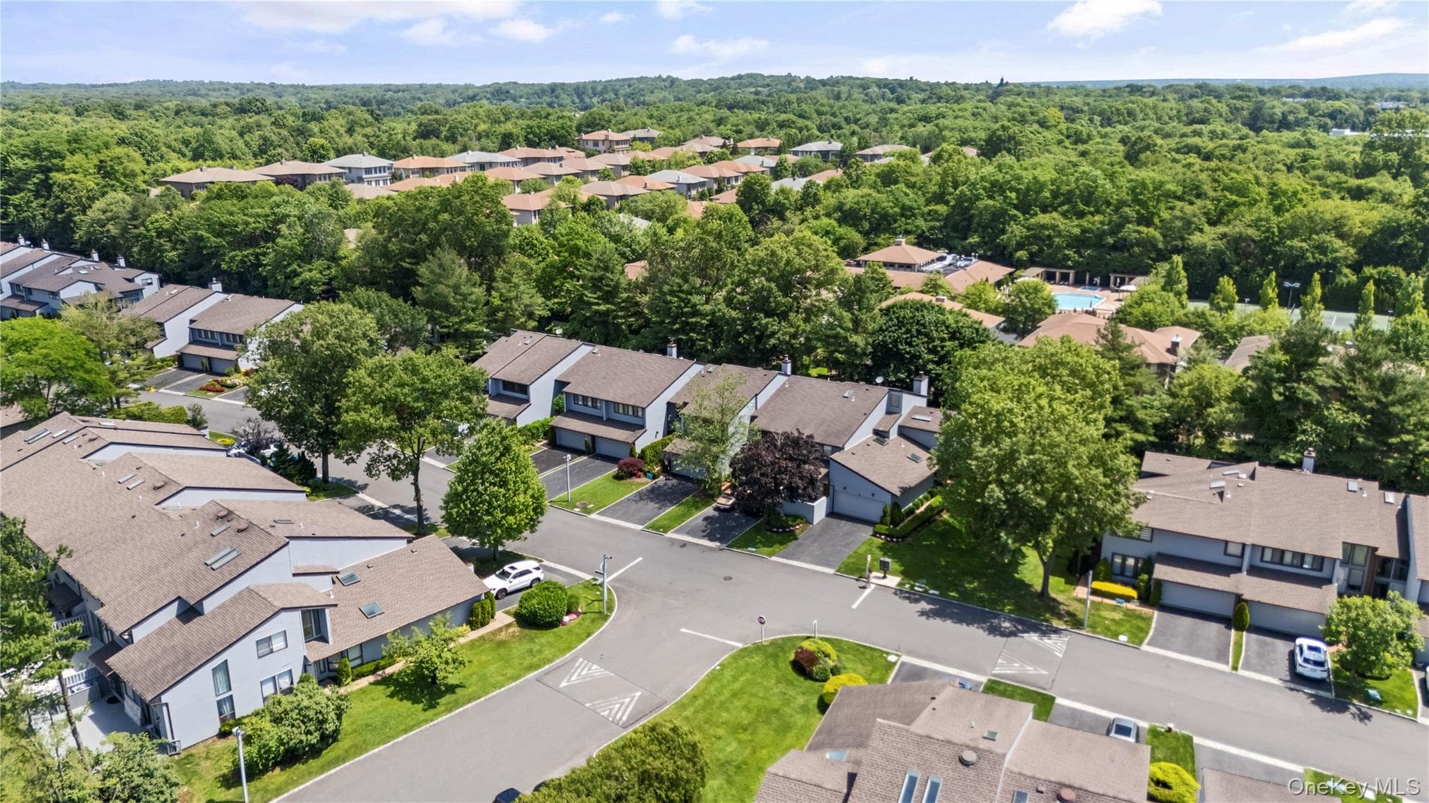 83 Foxwood Drive thumbnail 37
