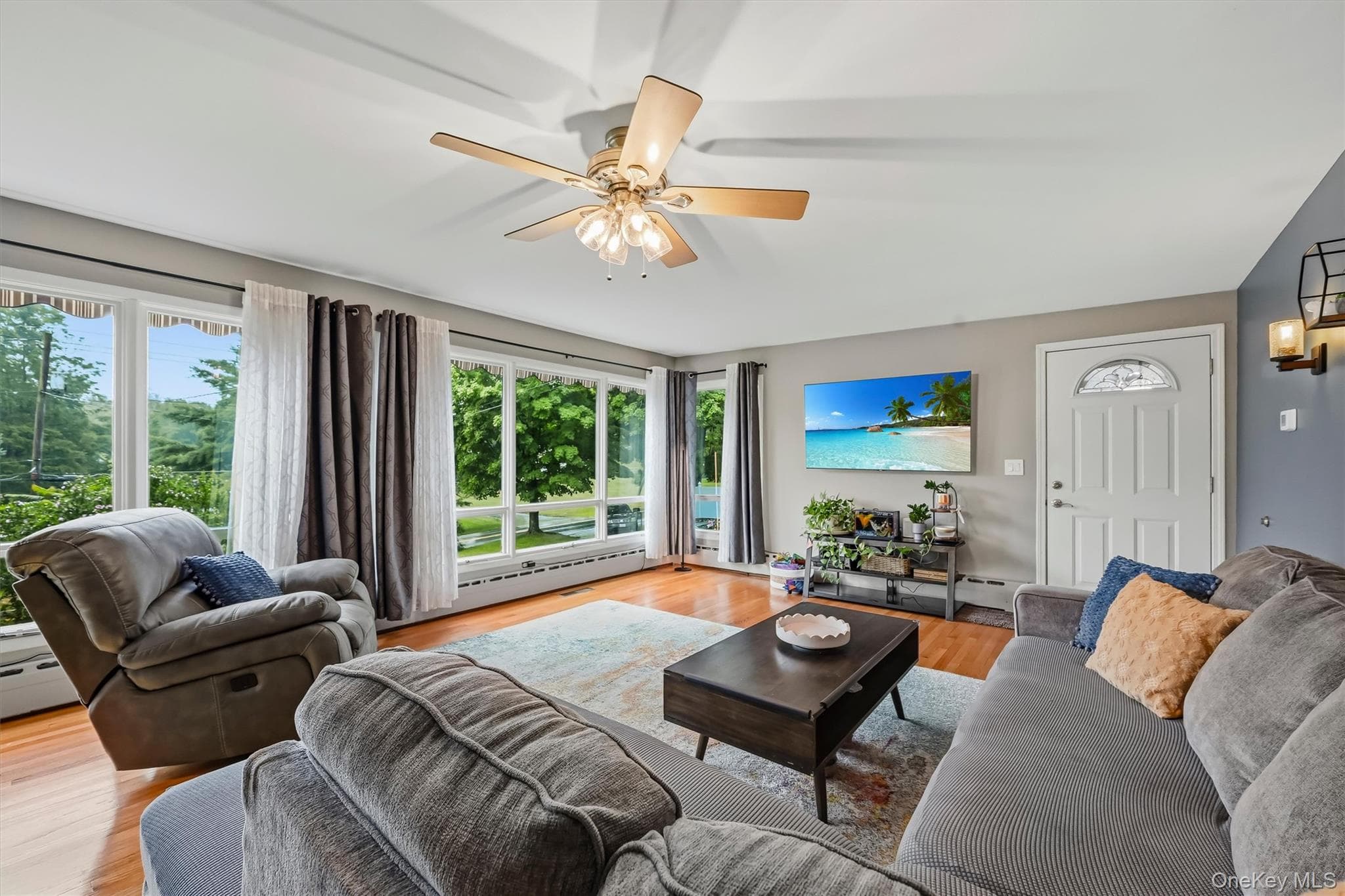 28 Maple Avenue thumbnail 7
