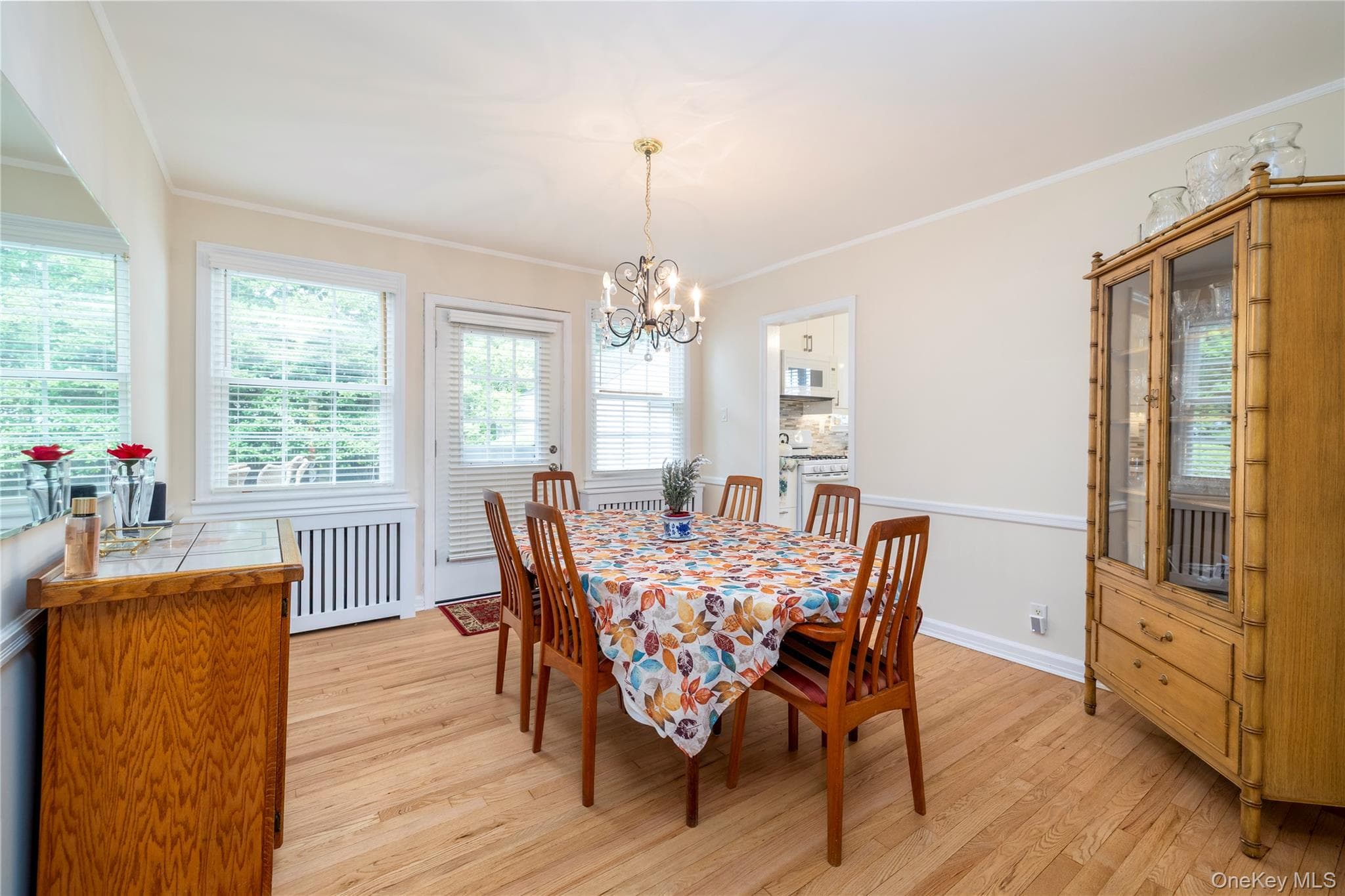 408 Jackson Avenue thumbnail 7