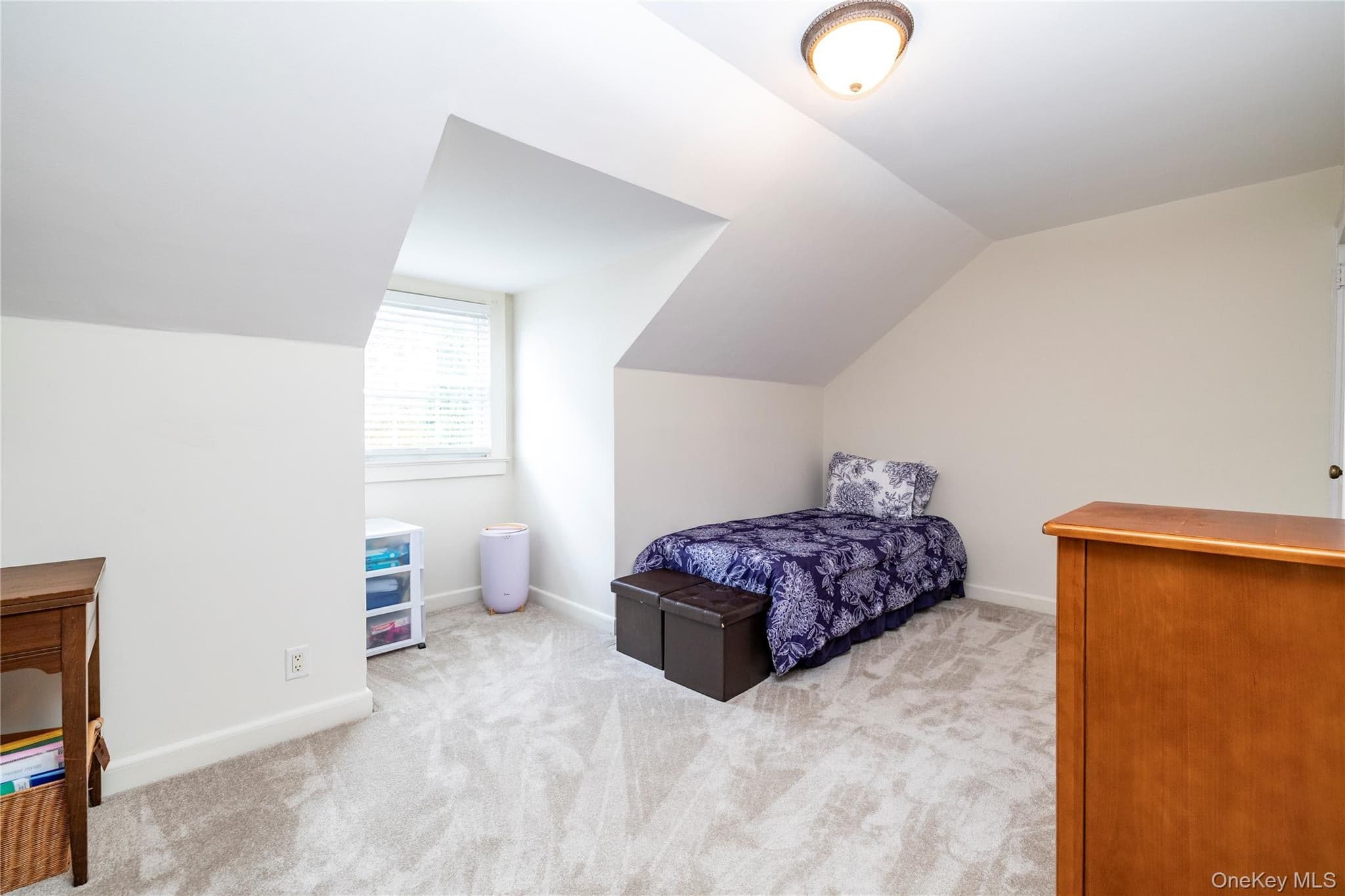 408 Jackson Avenue thumbnail 13