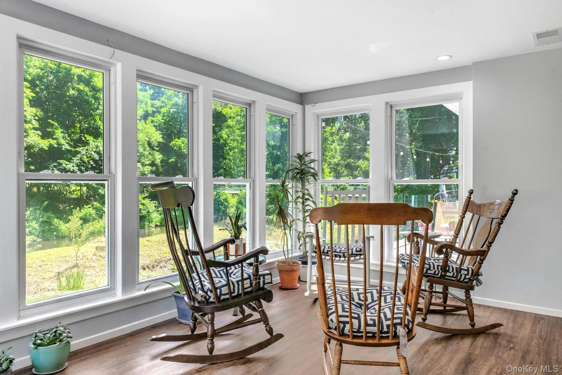 459-461 Haverstraw Road thumbnail 17