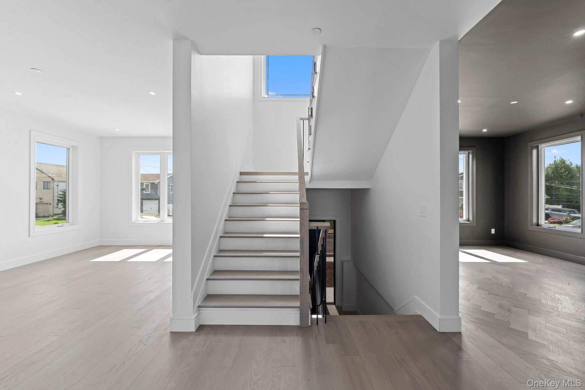 3453 Ocean Avenue thumbnail 8