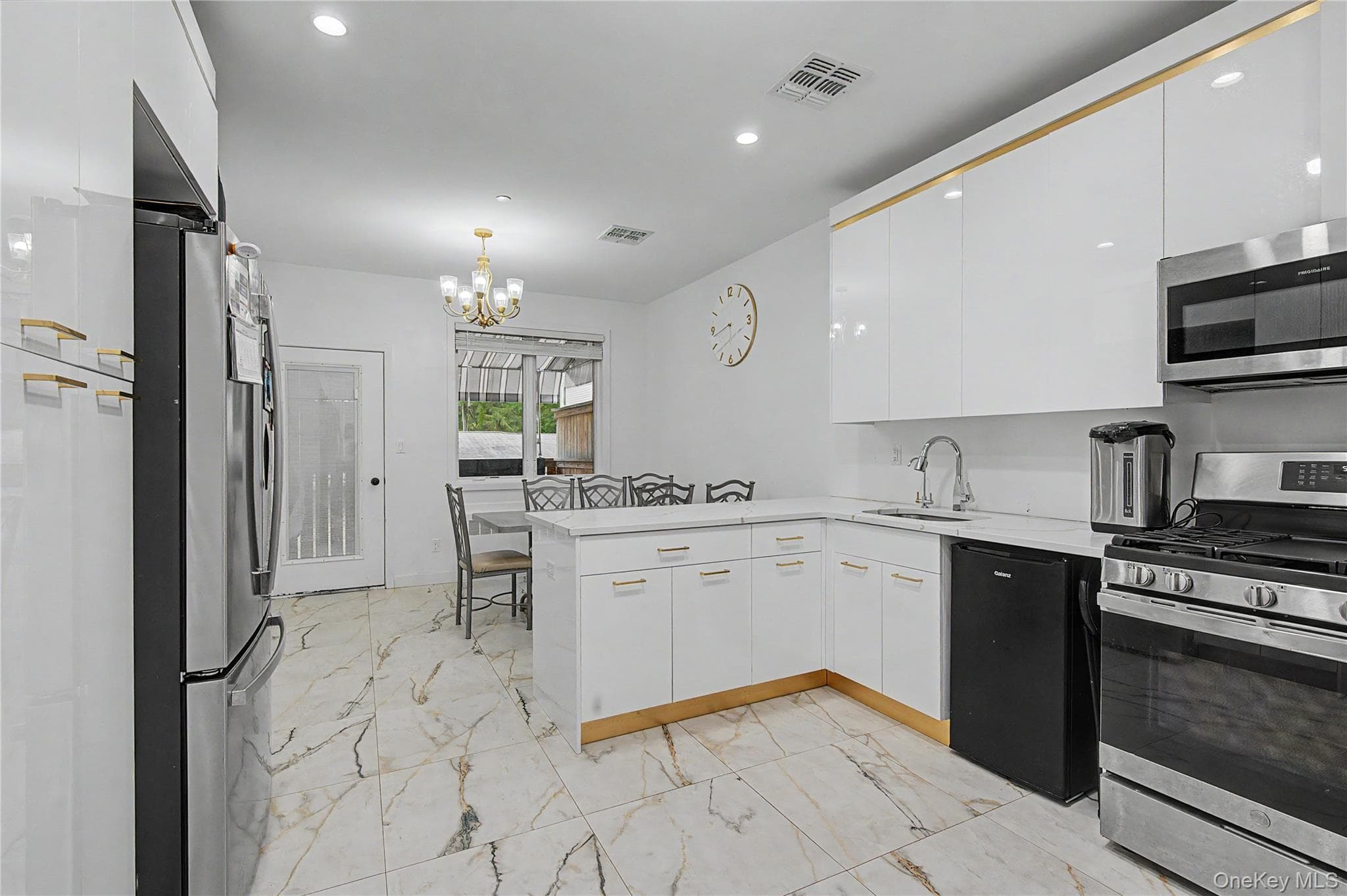 151 Blauvelt RD Unit: 214 thumbnail 6