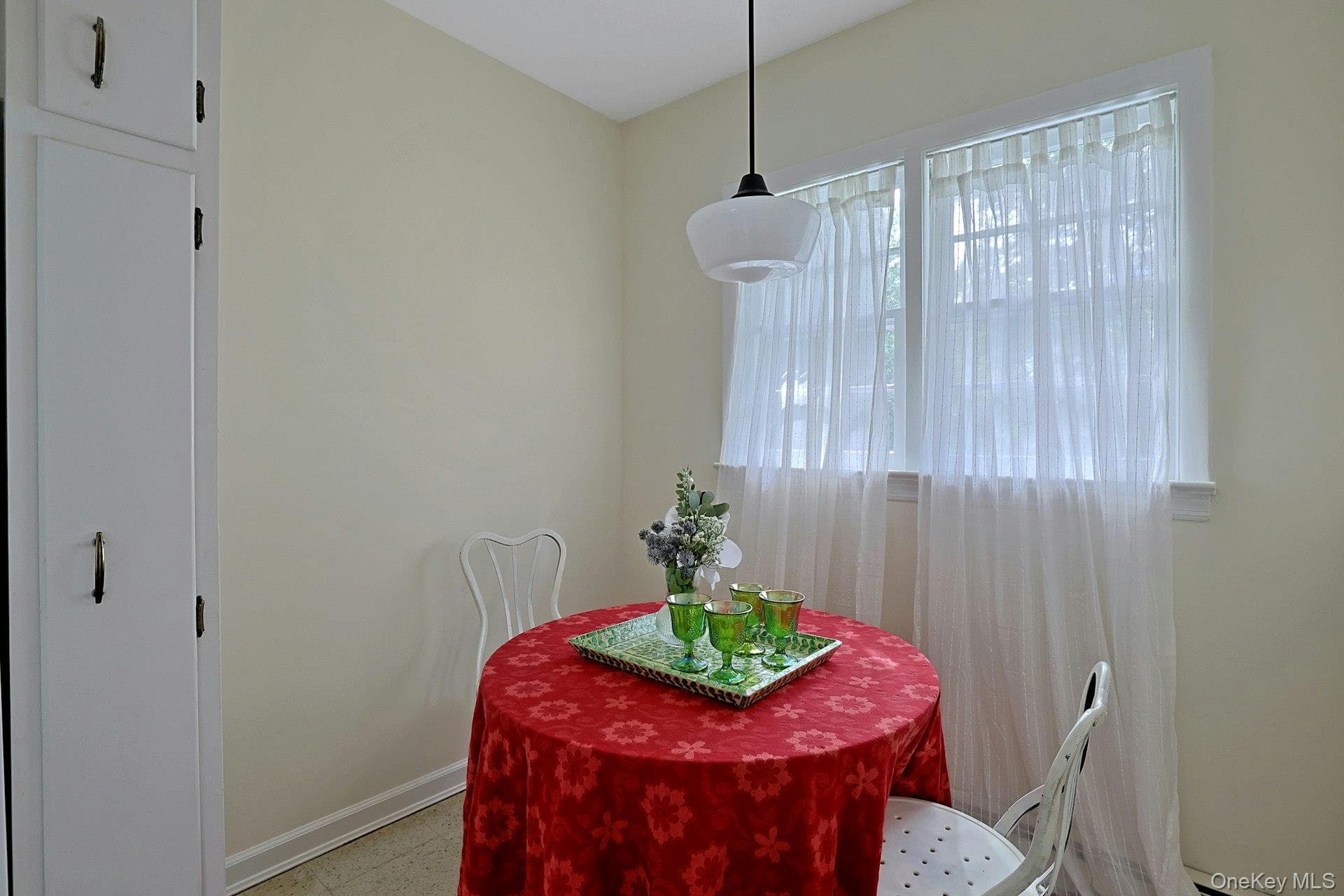 51 Roosevelt Street thumbnail 14