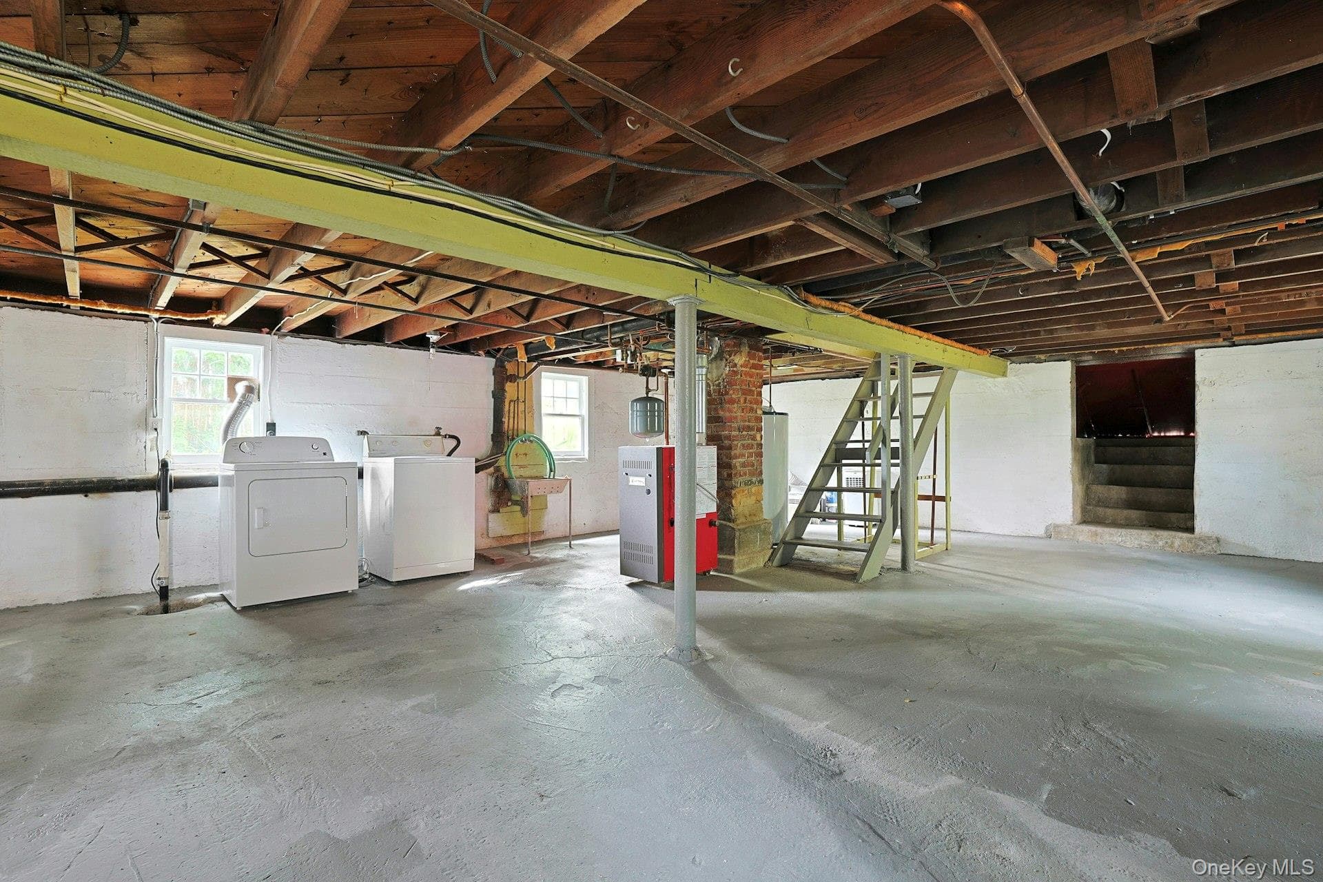 51 Roosevelt Street thumbnail 27