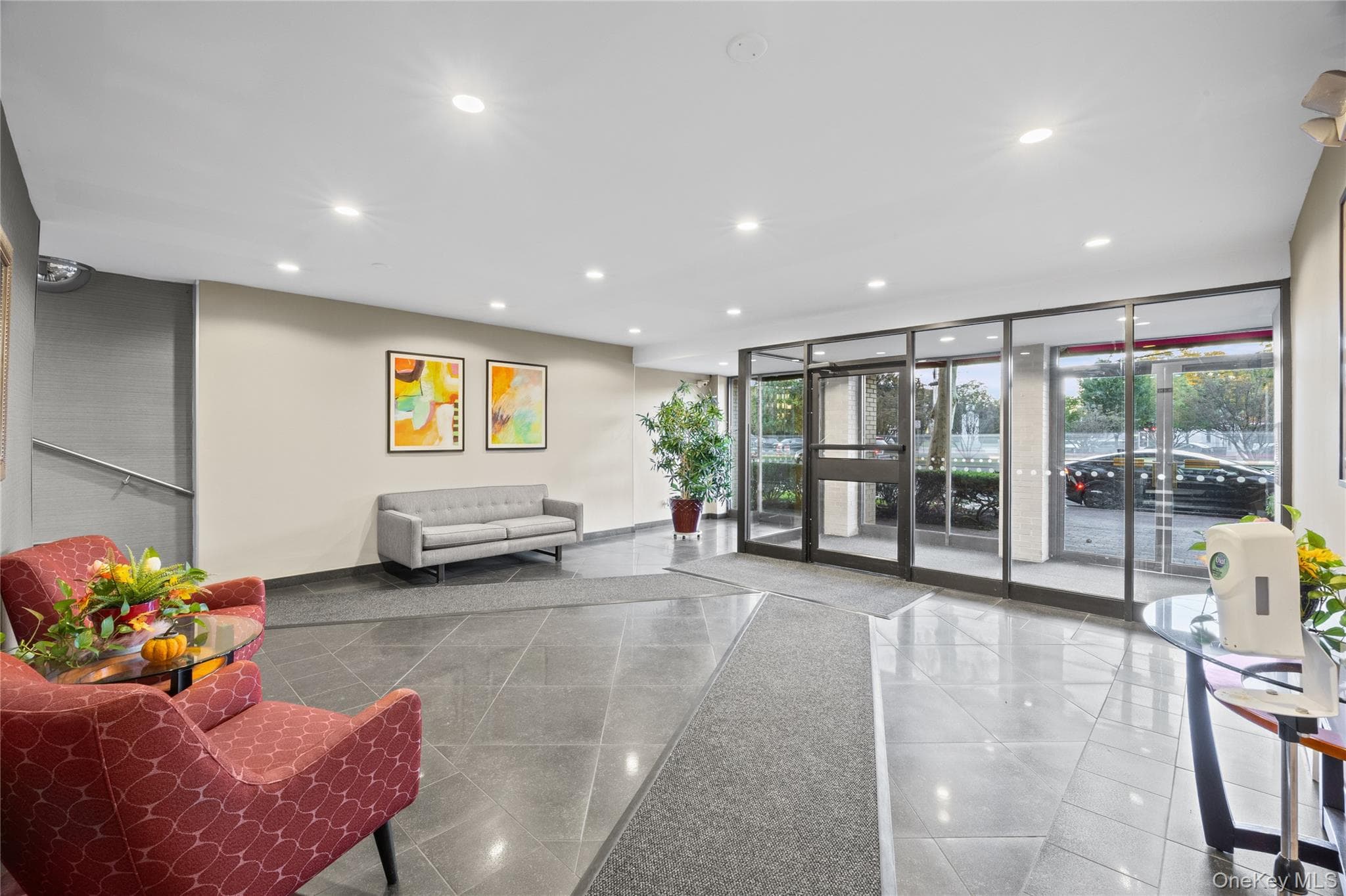 1 Birchwood Court Unit: 1B thumbnail 16