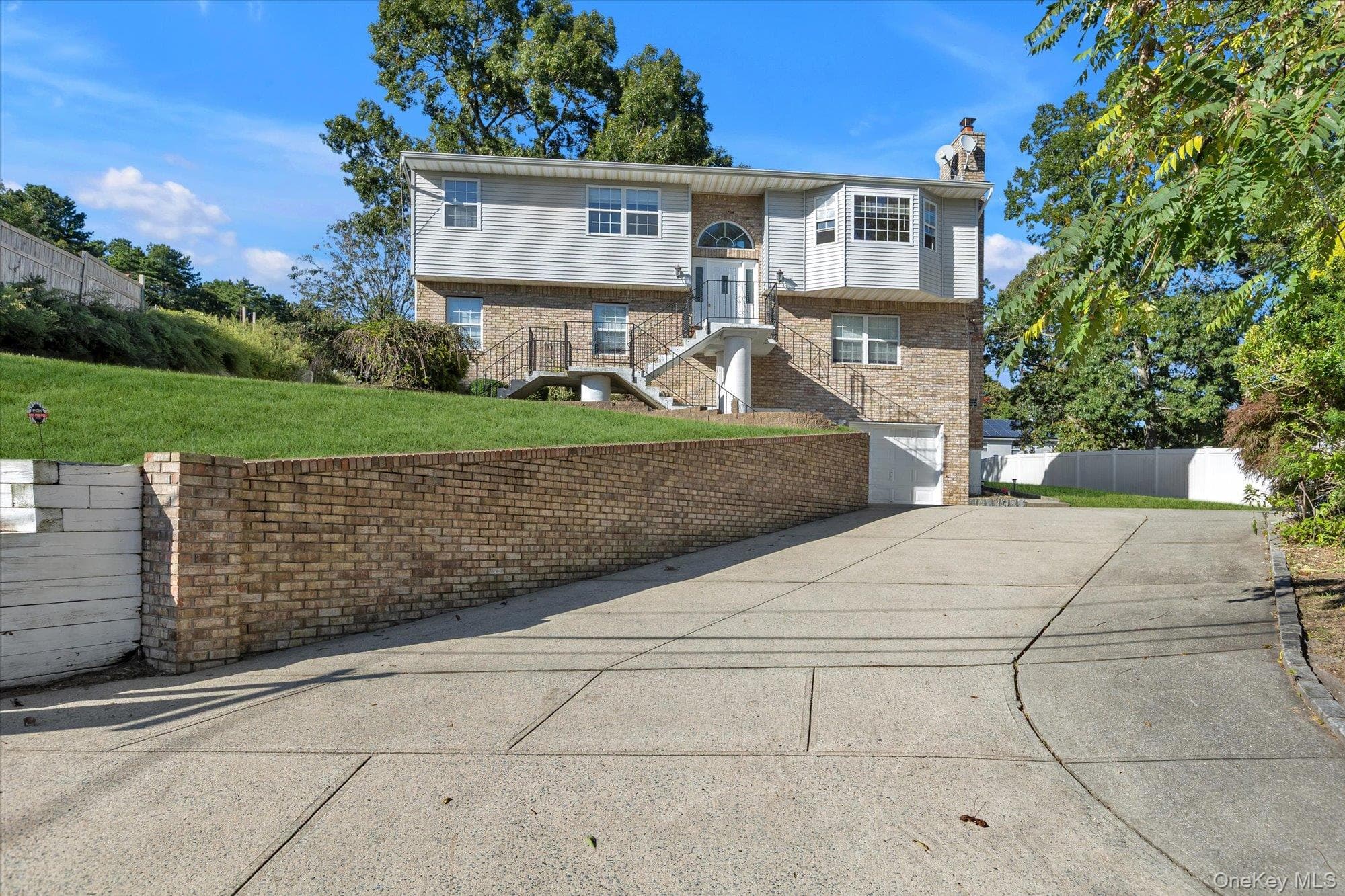 39 Elder Avenue, Farmingville