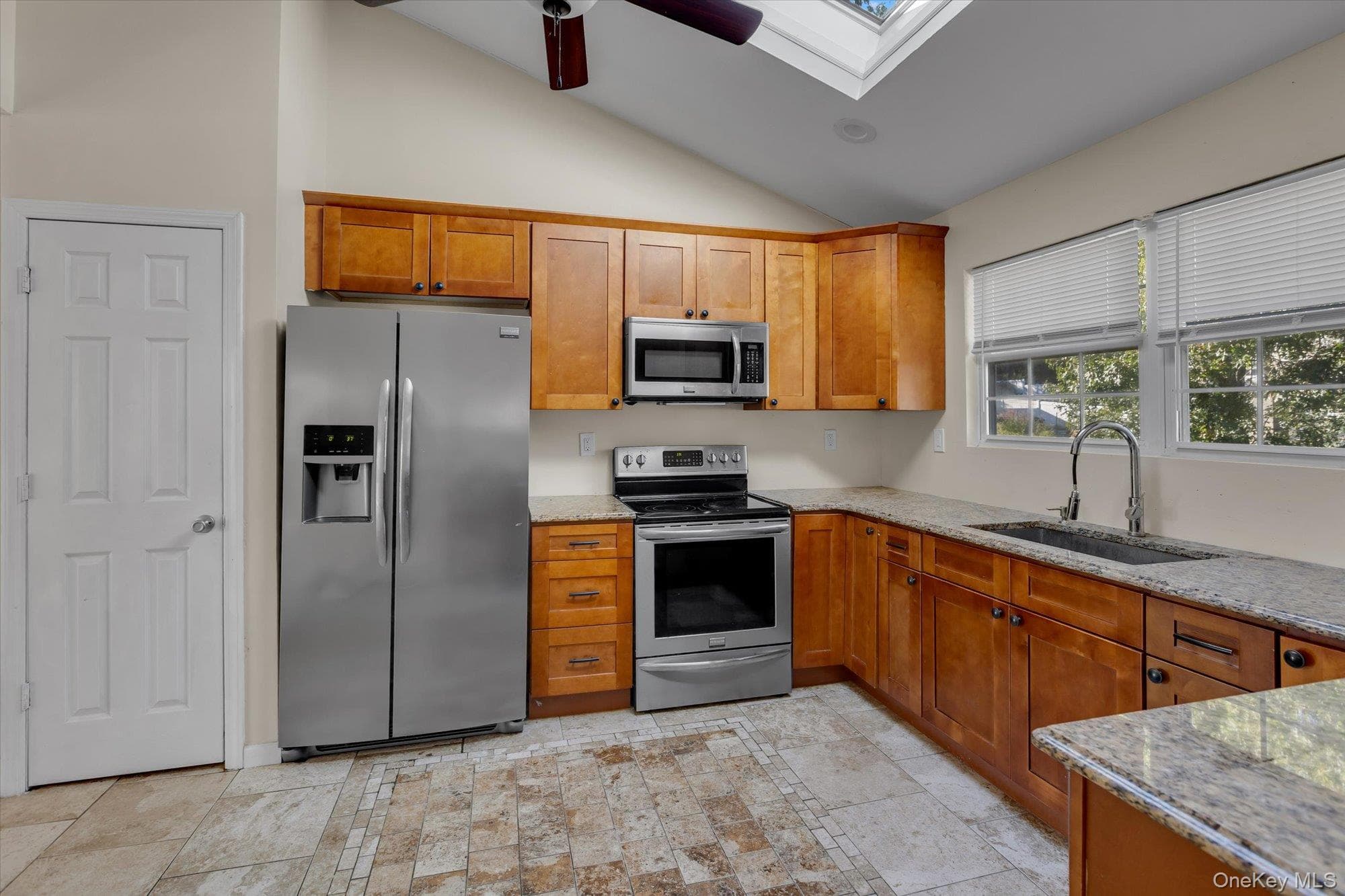 39 Elder Avenue thumbnail 11