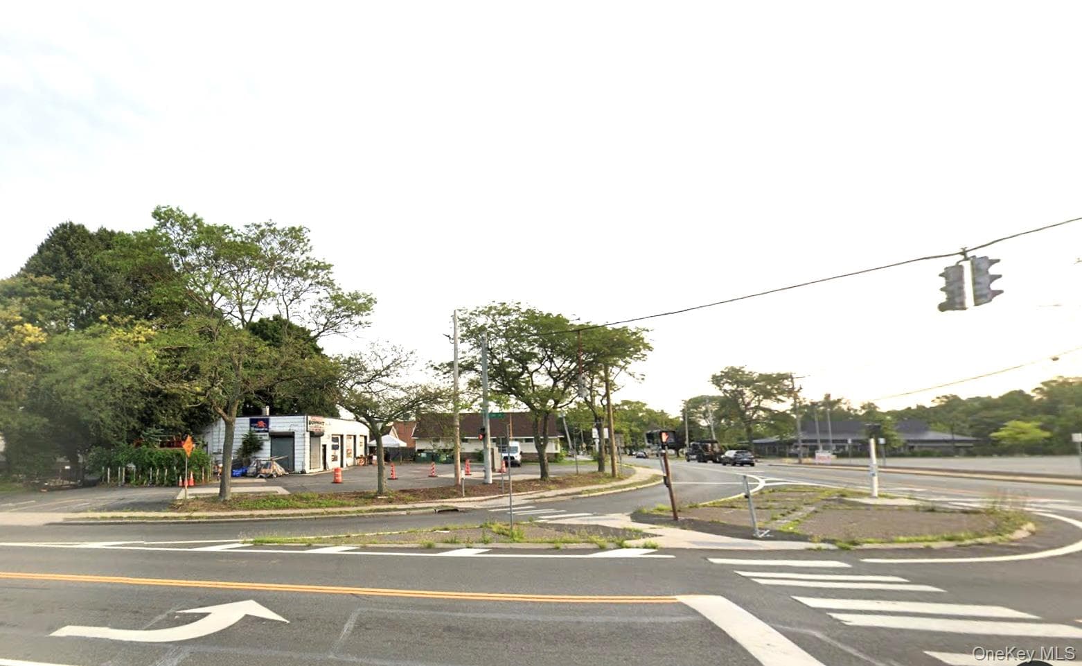 554 Hauppauge Road thumbnail 5
