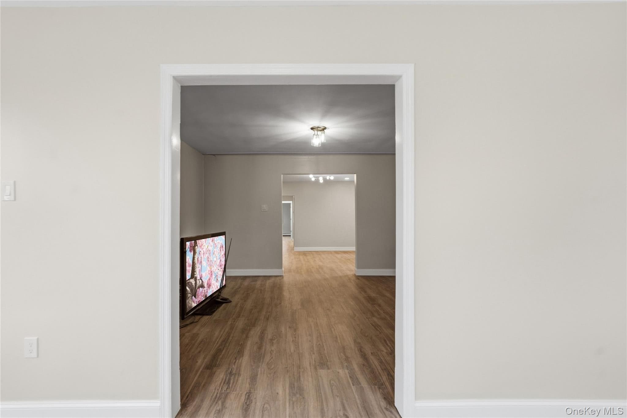 1430 Omega Street thumbnail 9