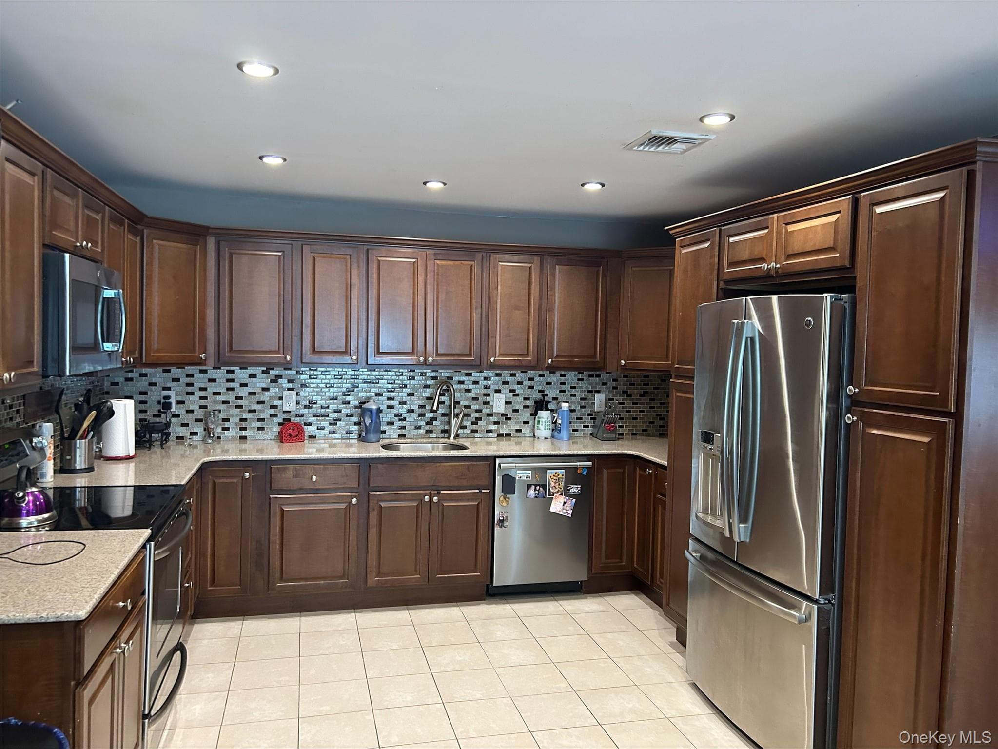 1458 Hummel Avenue thumbnail 2
