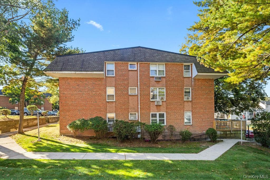 80 Kearsing Parkway Unit: B & 8F thumbnail 17