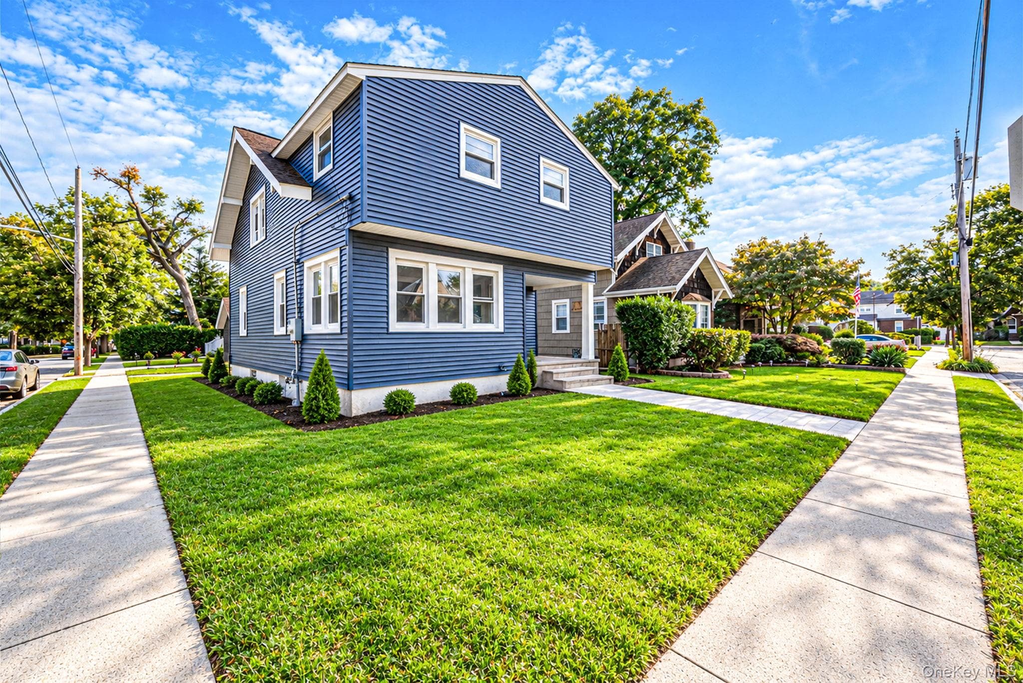 566 Stowe Avenue, Baldwin