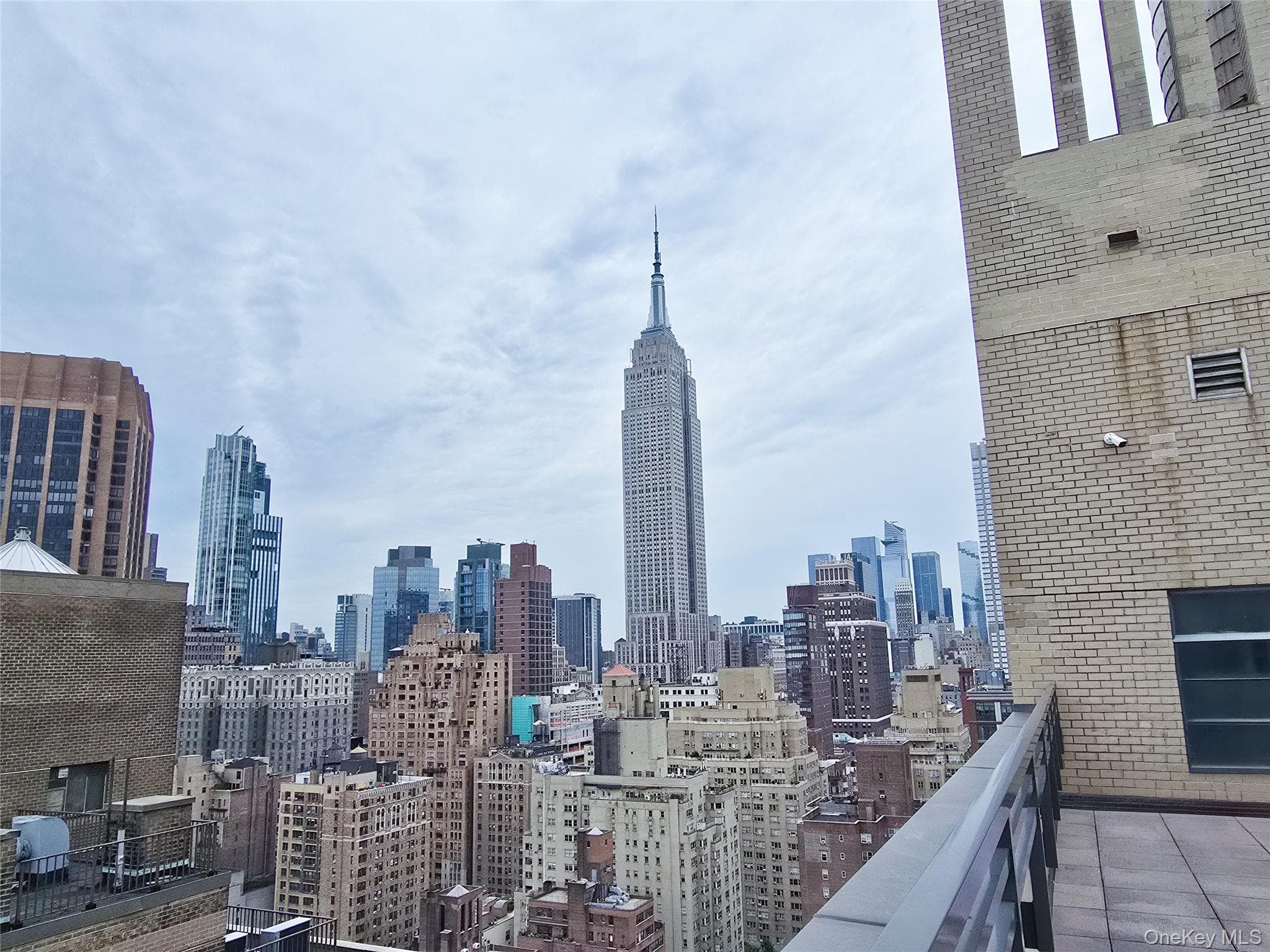 137 E 36th Street Unit: 9H thumbnail 18