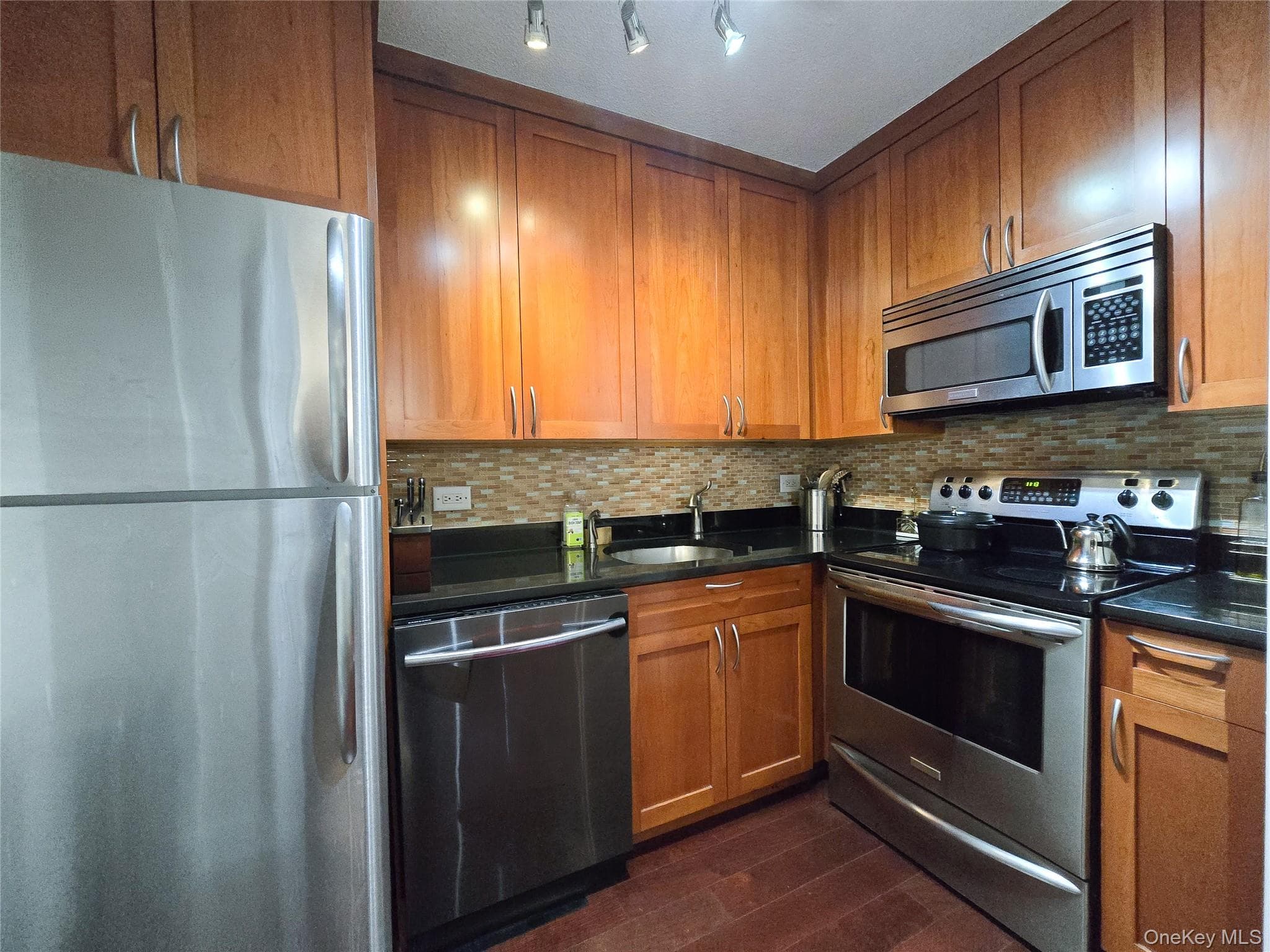 137 E 36th Street Unit: 9H thumbnail 8