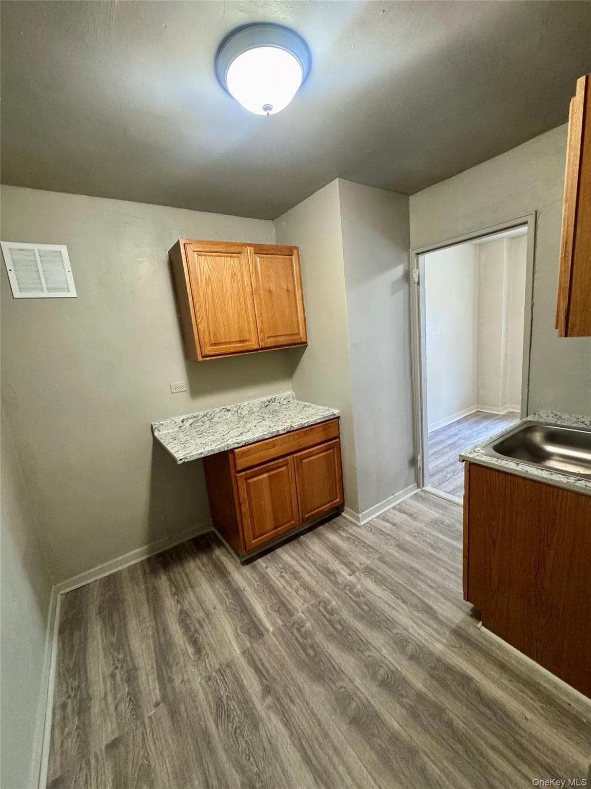 2661 Marion Avenue Unit: 2D thumbnail 5