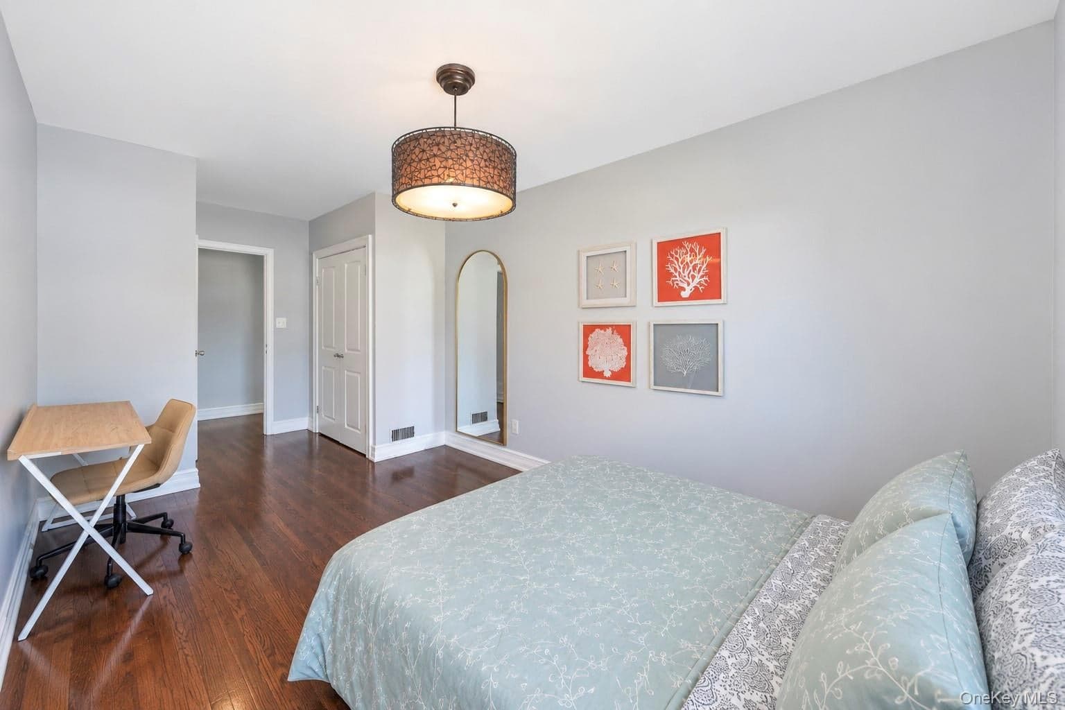 919 Park Court thumbnail 29